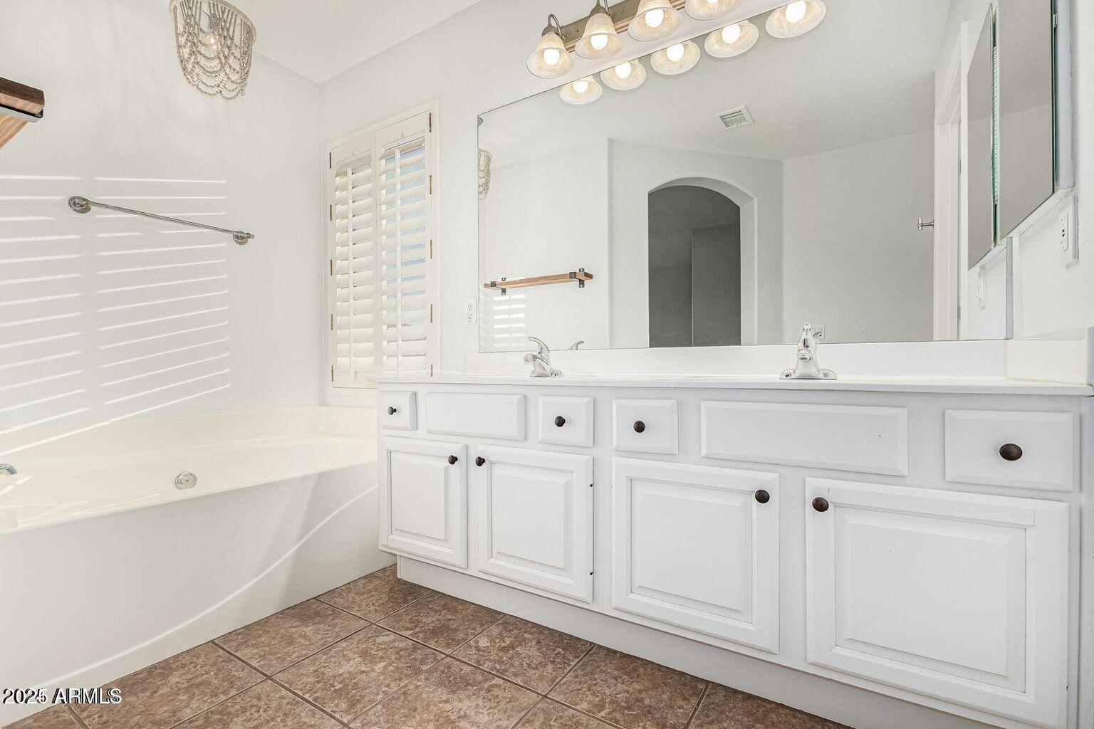 3051 E MILLBRAE Lane