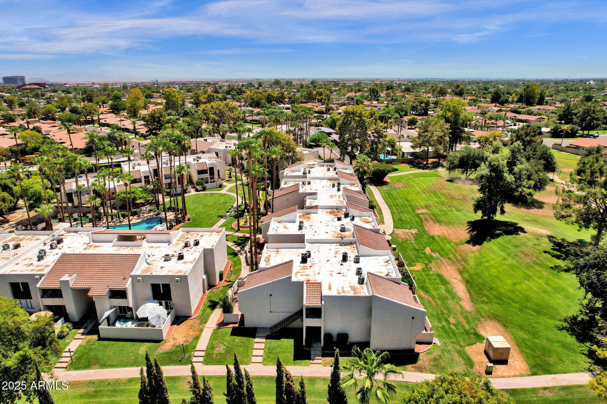 7350 N VIA PASEO DEL SUR, O202