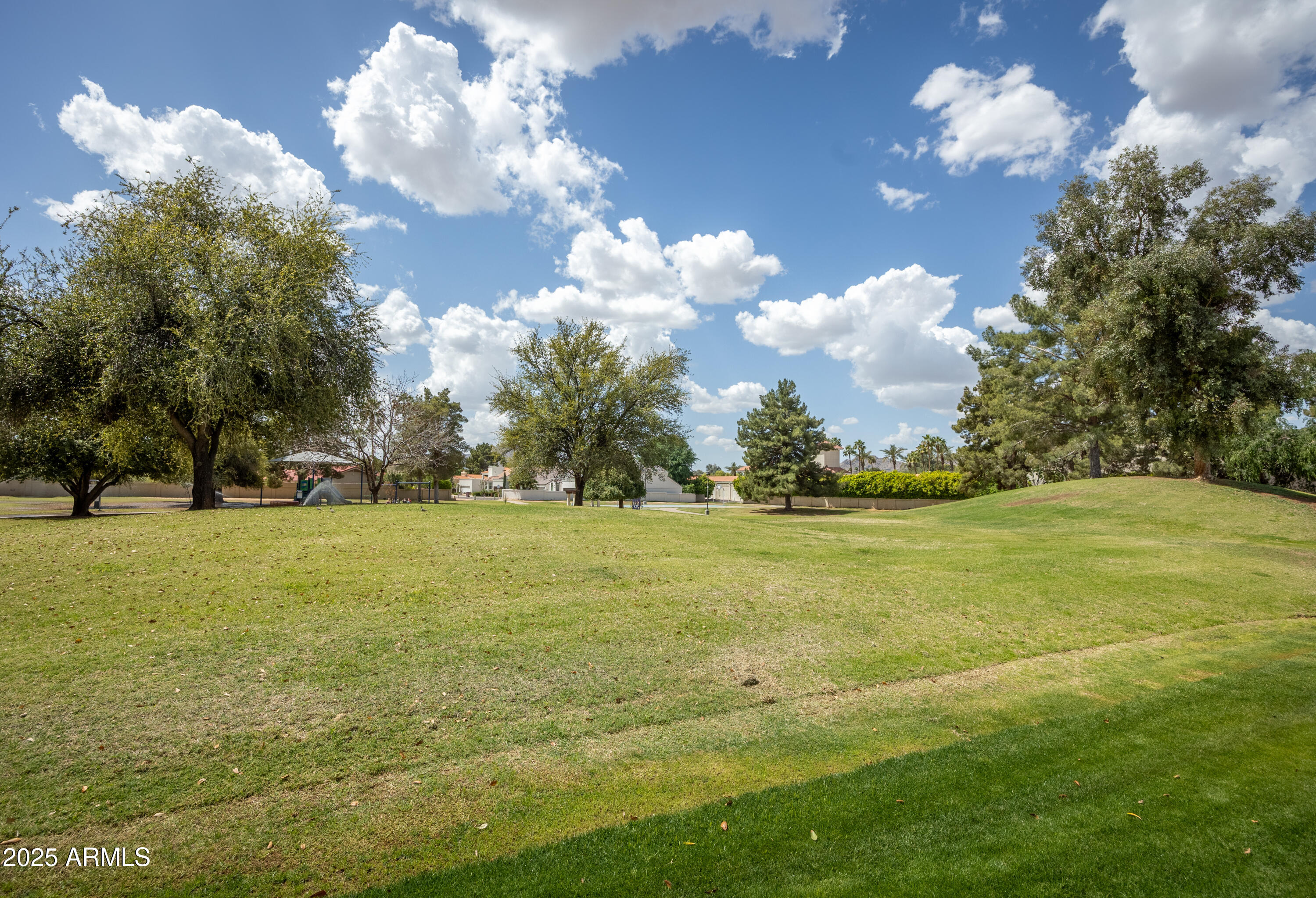 7350 N VIA PASEO DEL SUR, O202