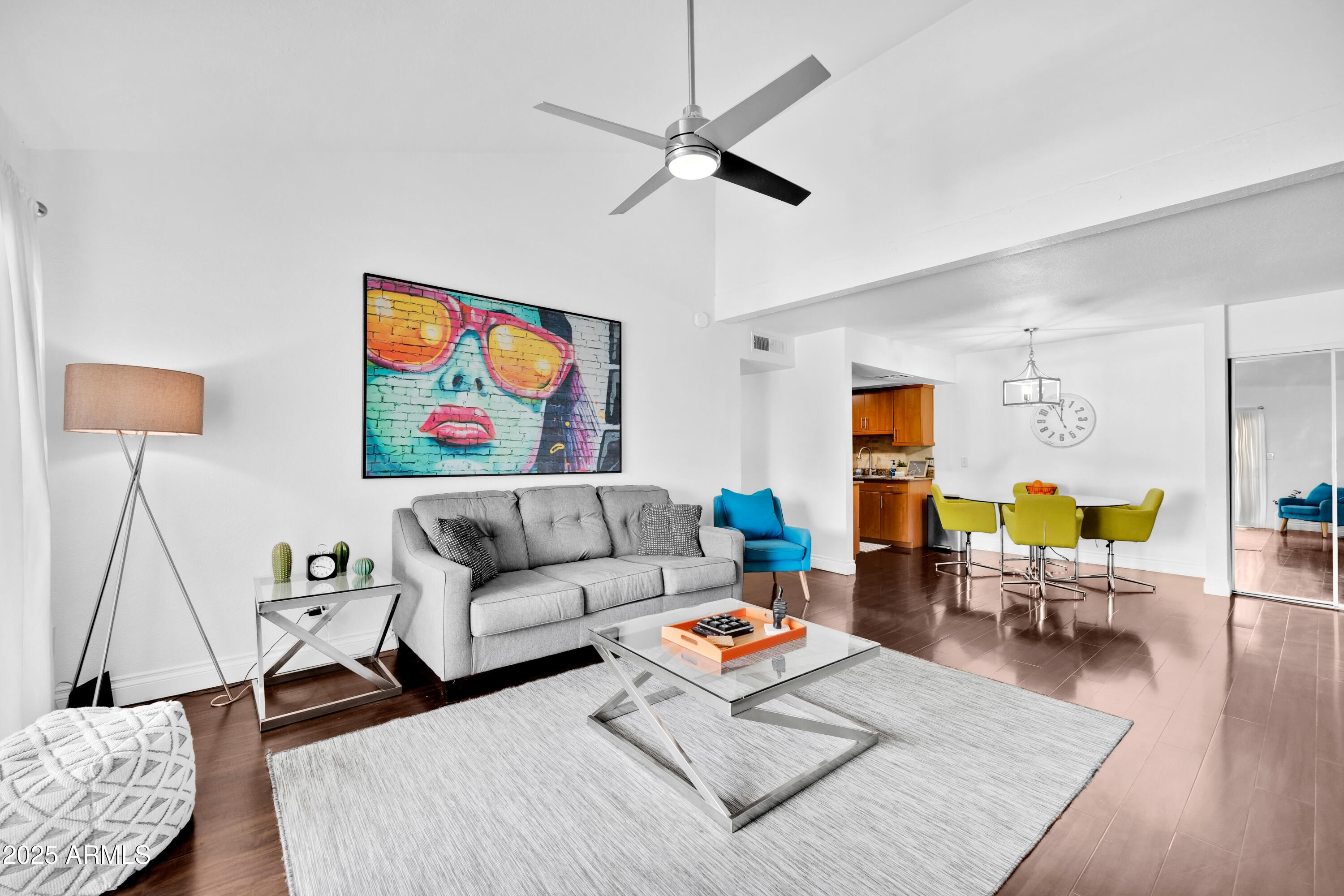 7350 N VIA PASEO DEL SUR, O202