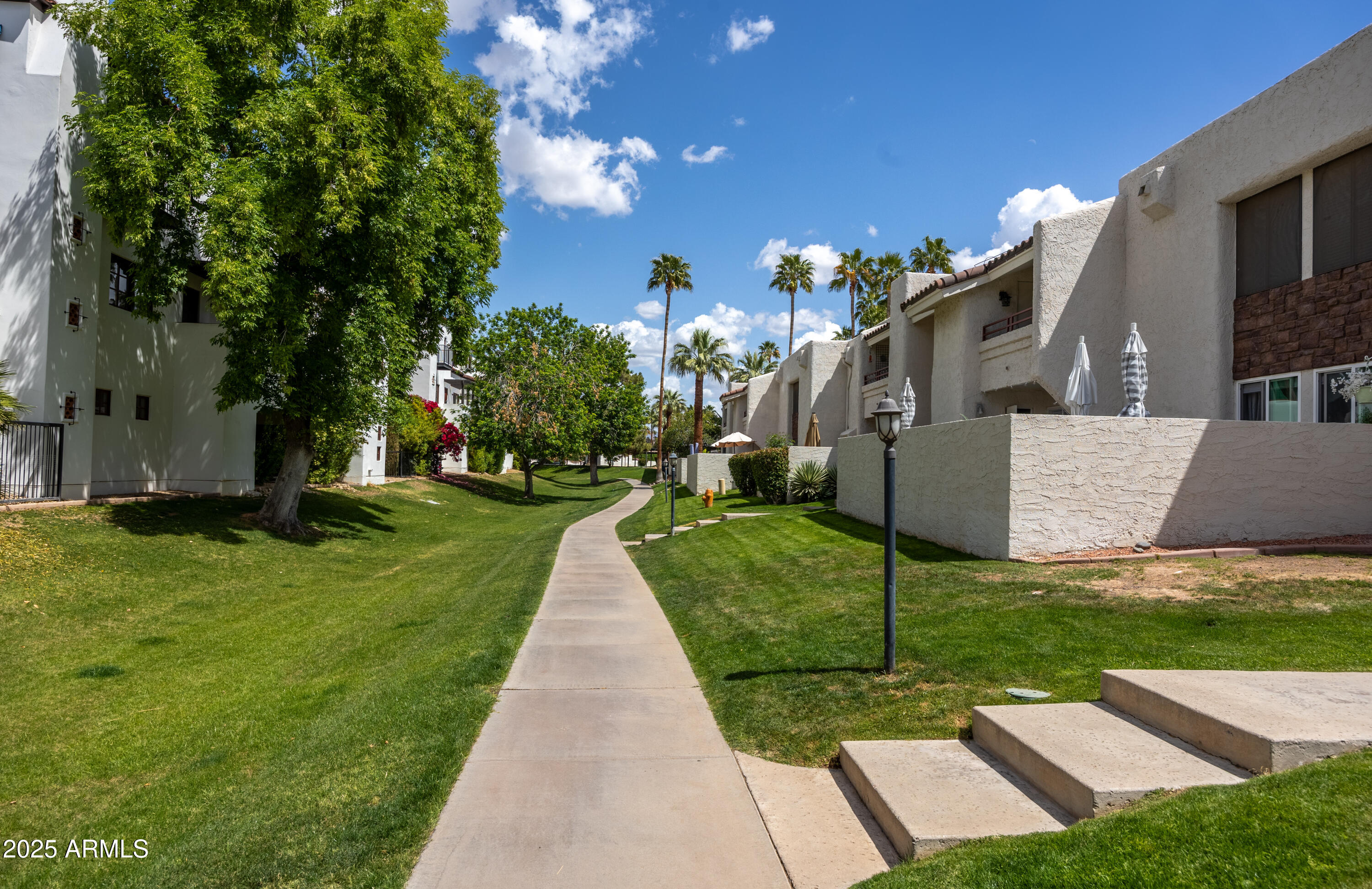 7350 N VIA PASEO DEL SUR, O202