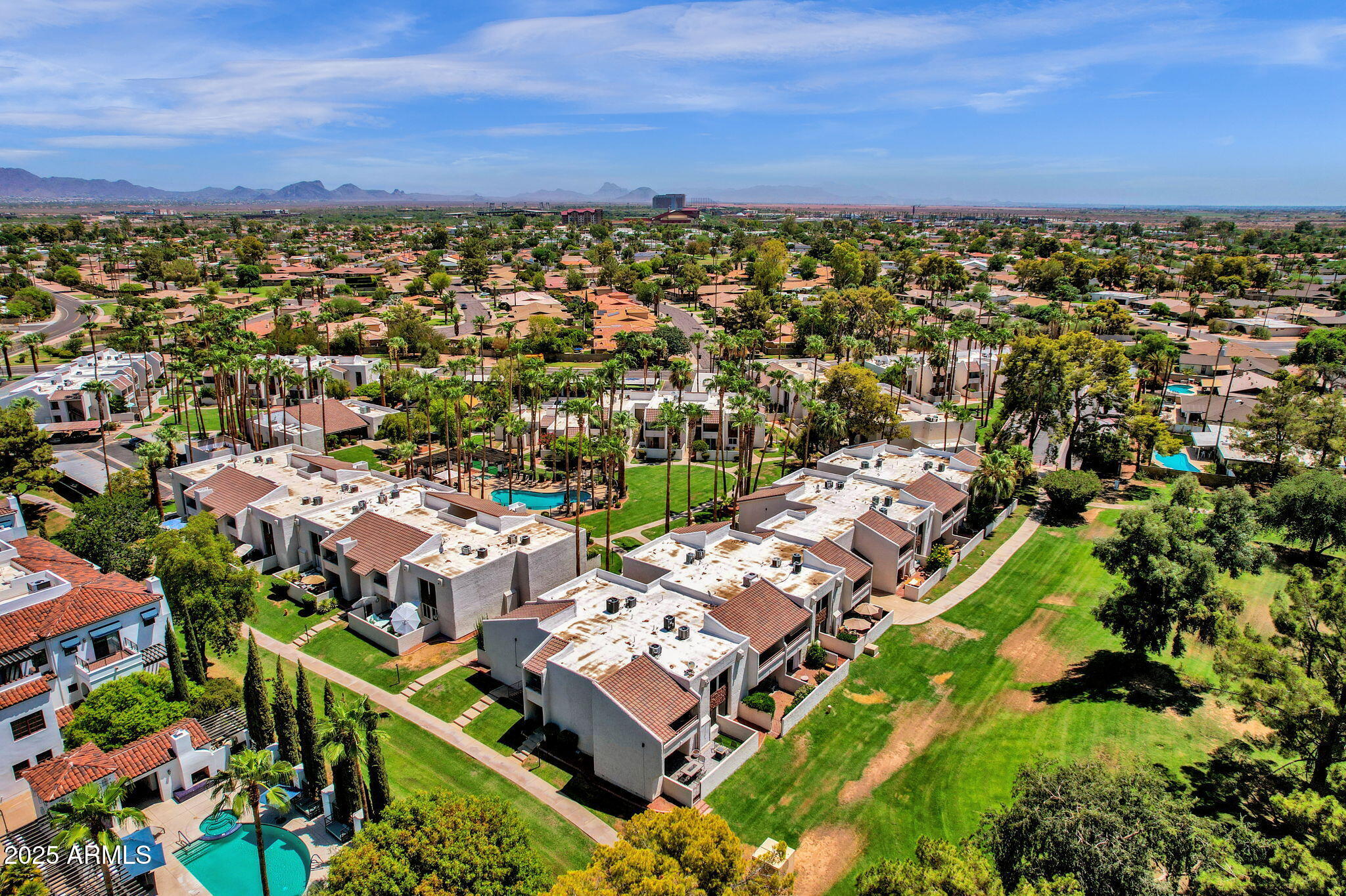 7350 N VIA PASEO DEL SUR, O202