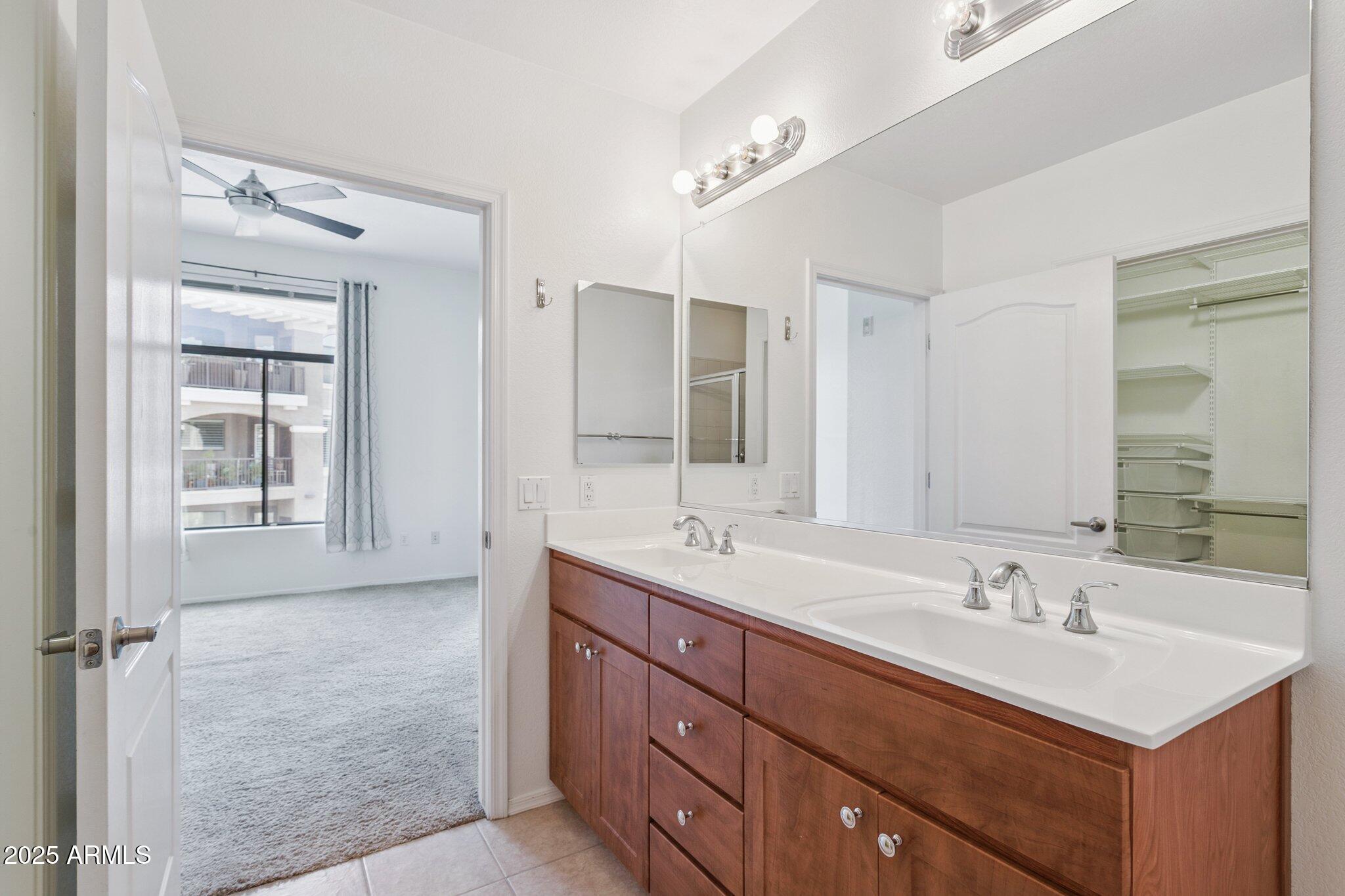 11640 N TATUM Boulevard, 2079