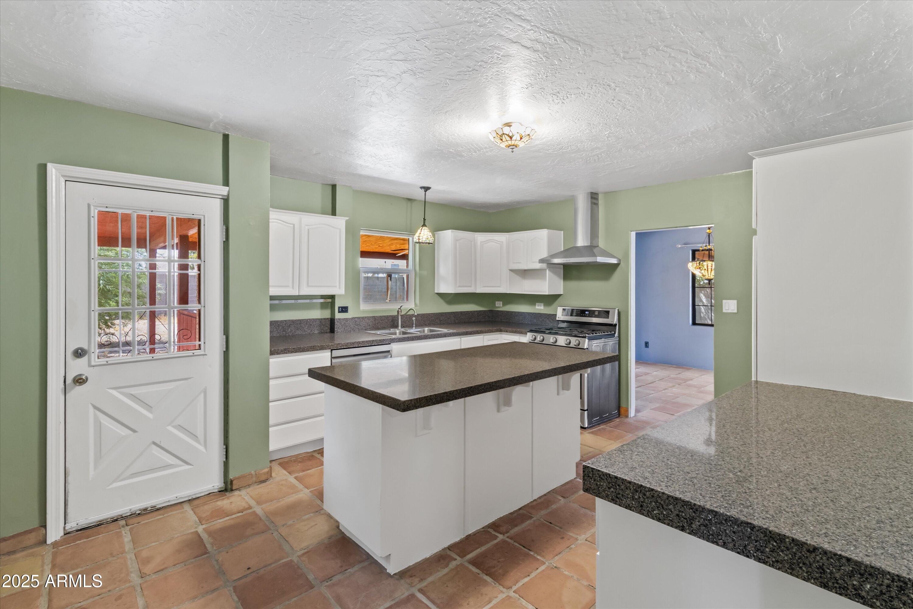 1741 W Wickieup Lane