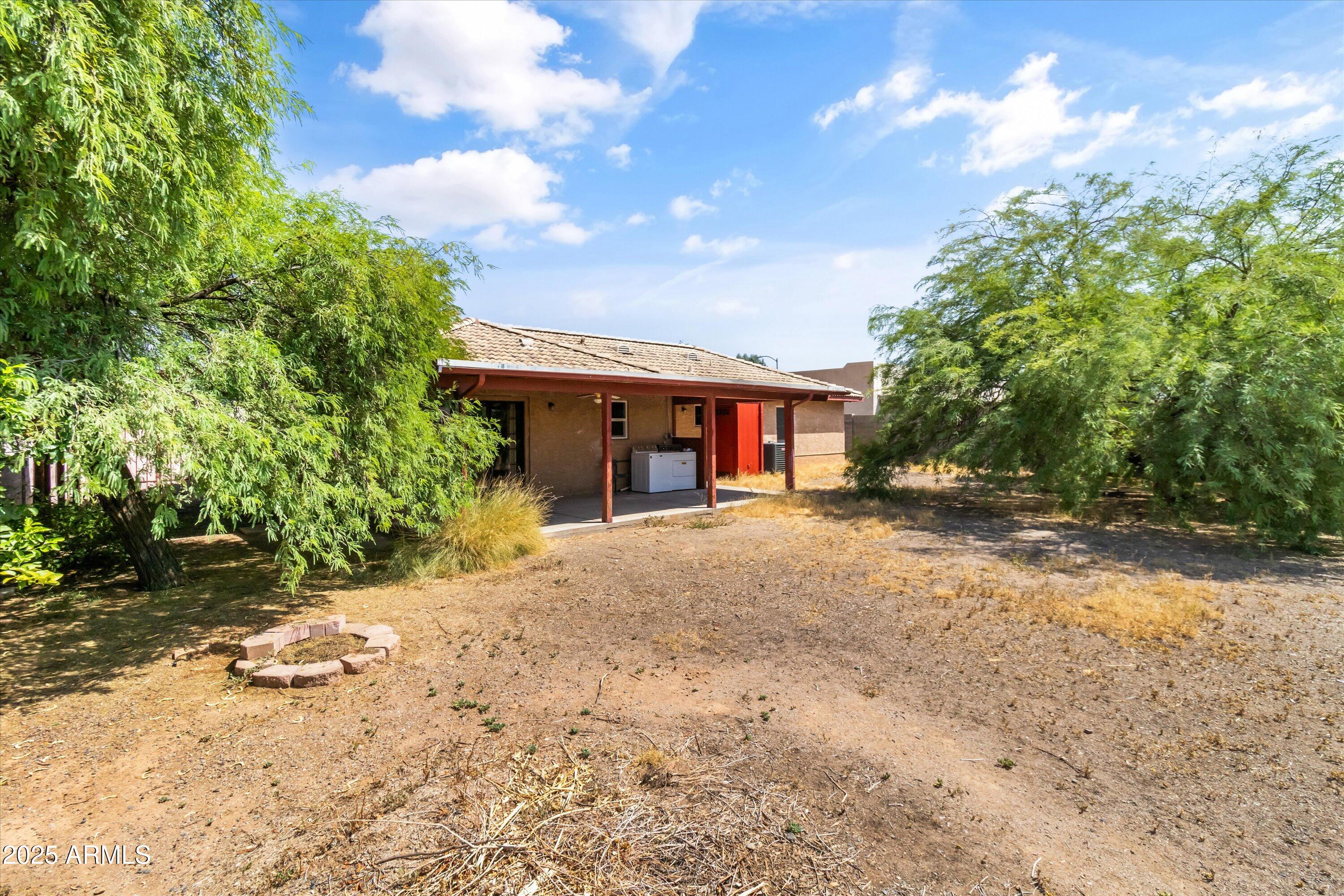 1741 W Wickieup Lane