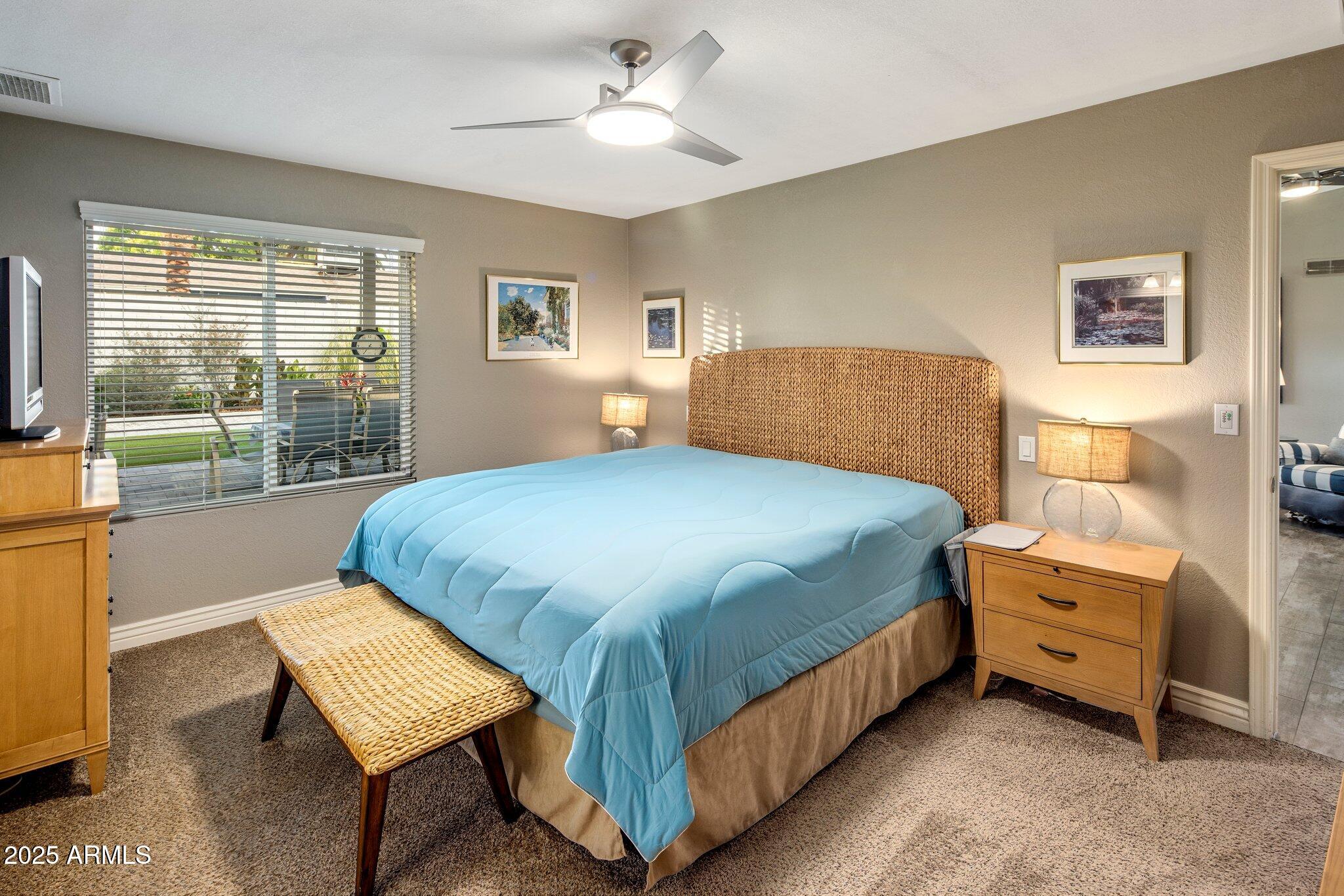 5802 E GELDING Drive