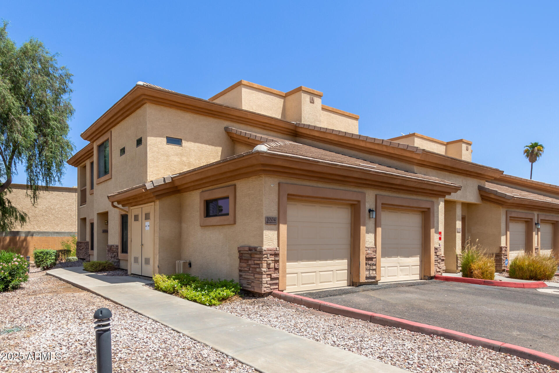 6770 N 47TH Avenue, 1004