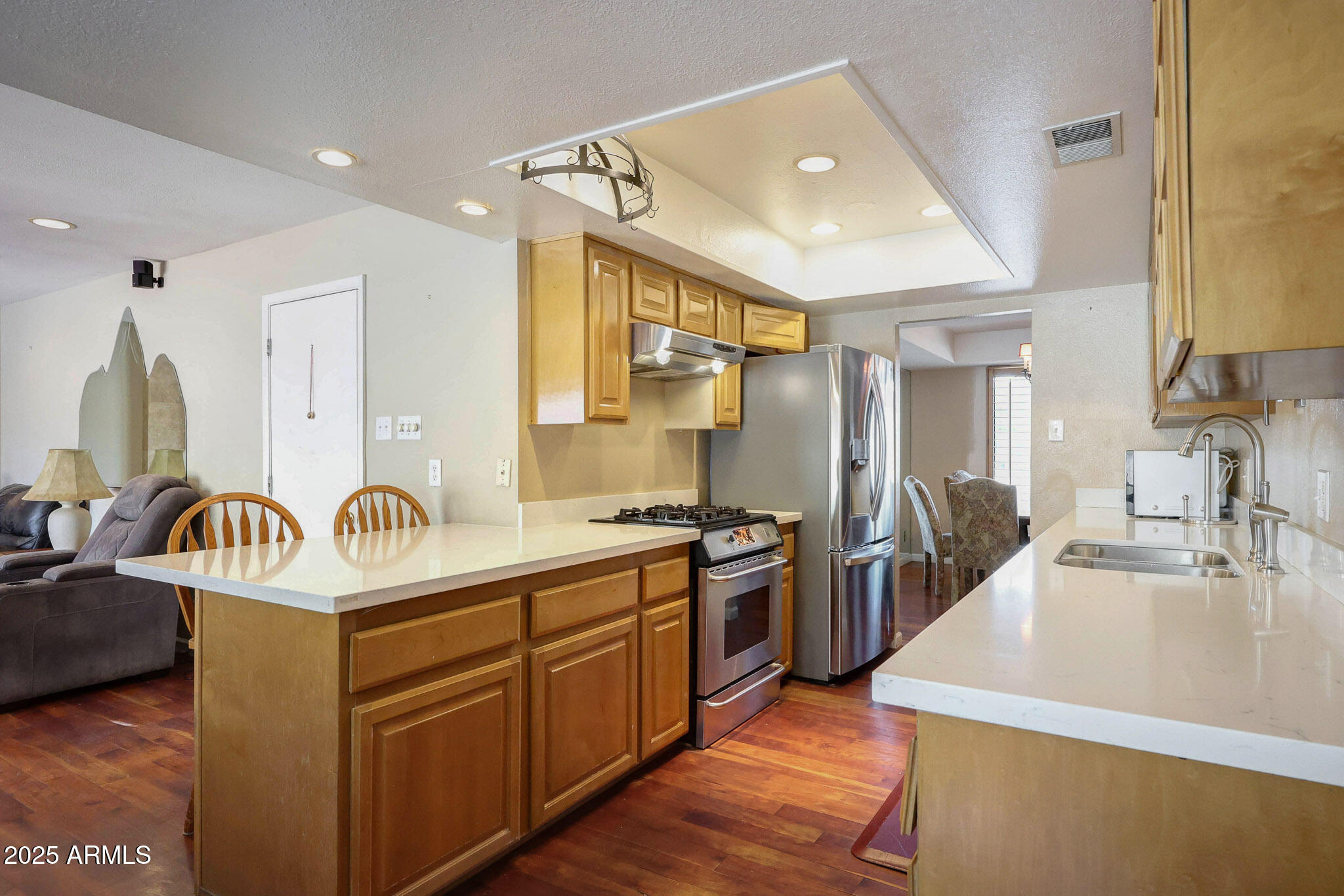 2202 E BELMONT Avenue