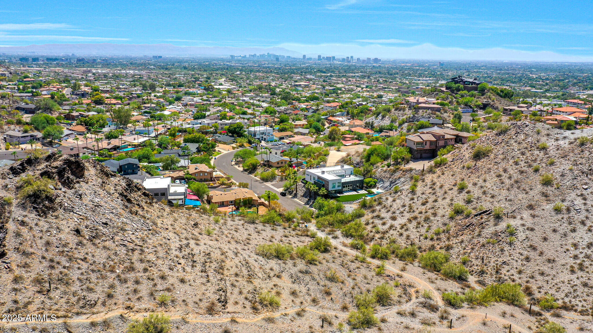 2202 E BELMONT Avenue