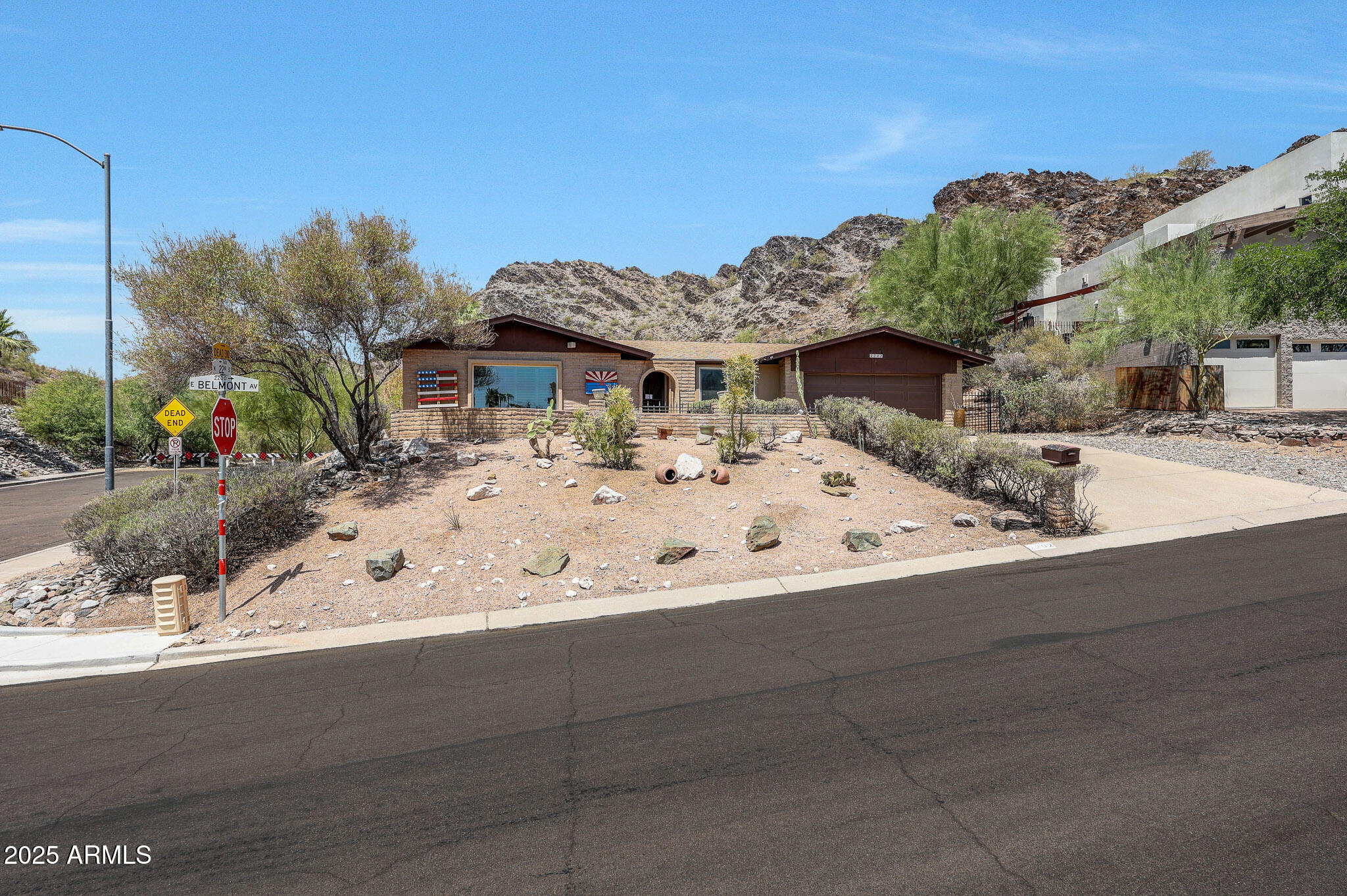 2202 E BELMONT Avenue