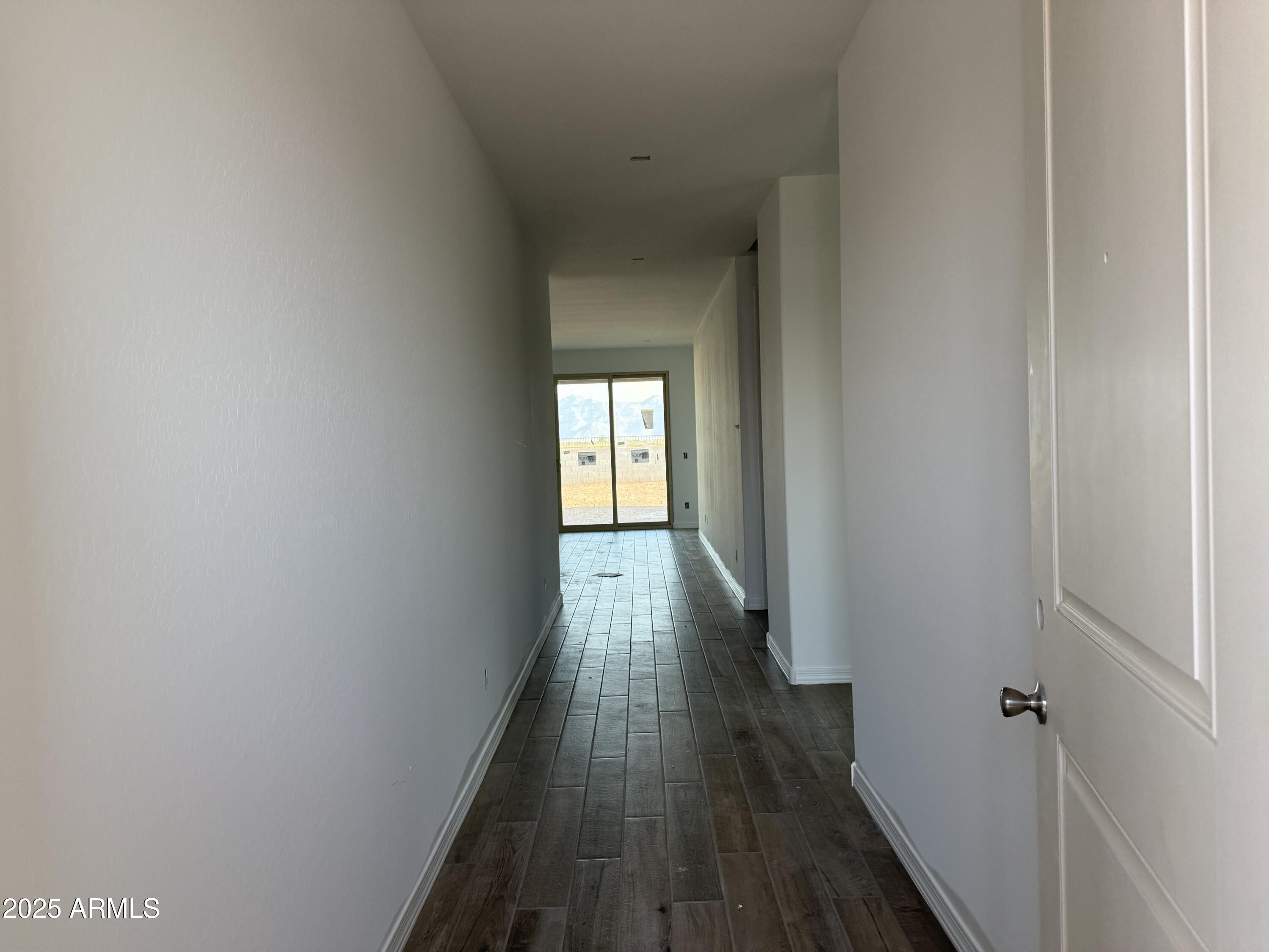 9523 W PARKWAY Drive