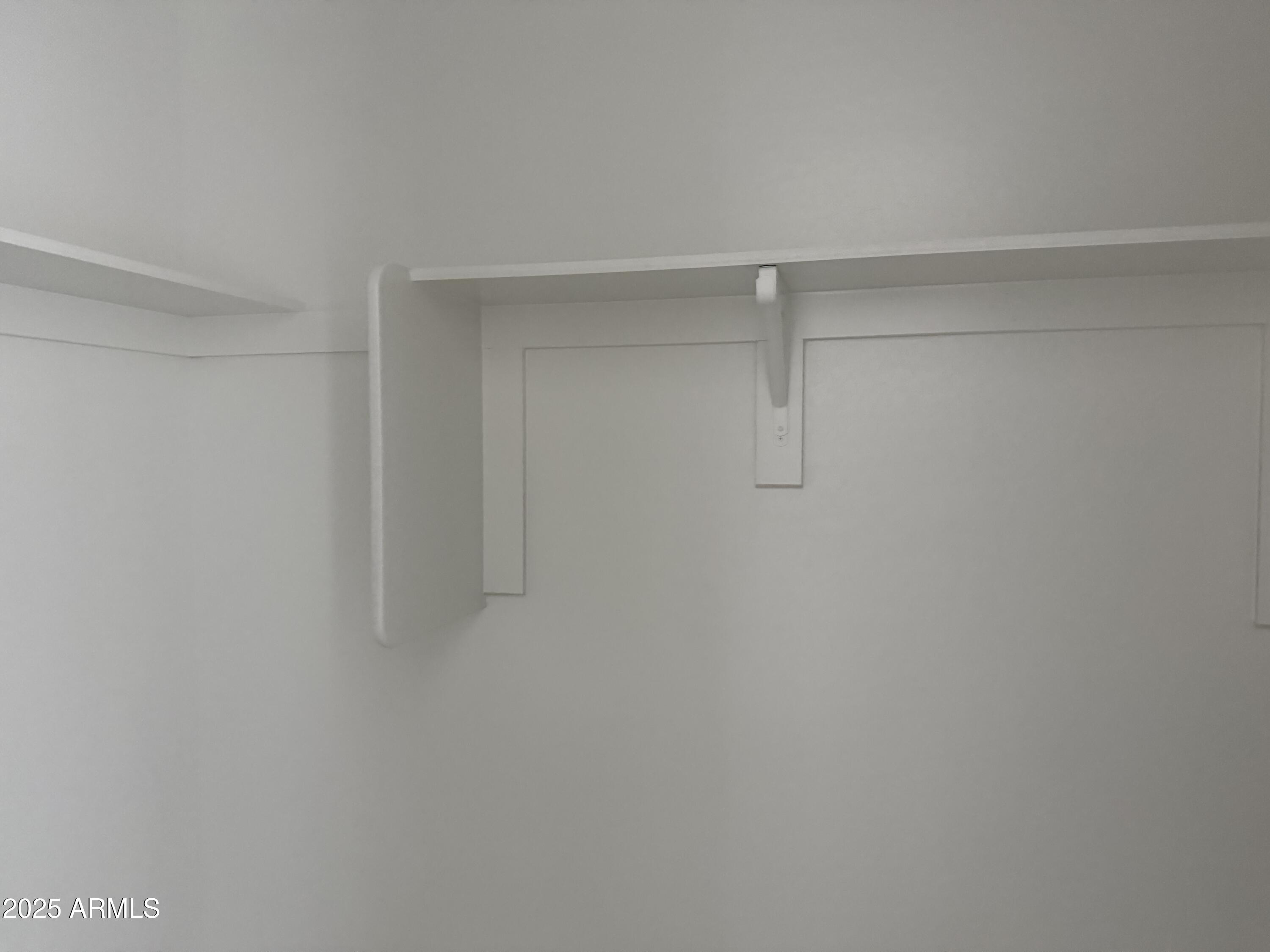 9523 W PARKWAY Drive