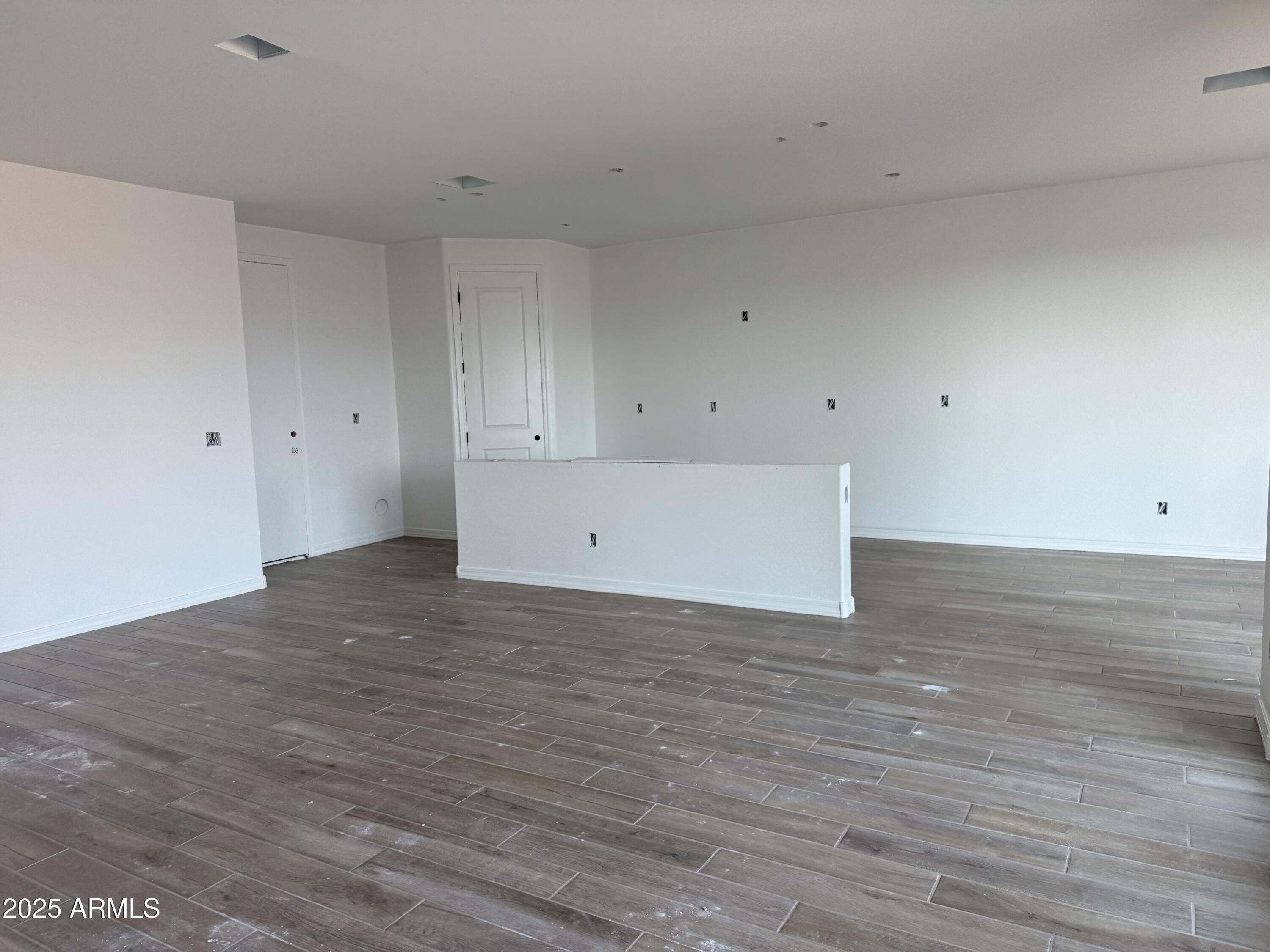 9523 W PARKWAY Drive