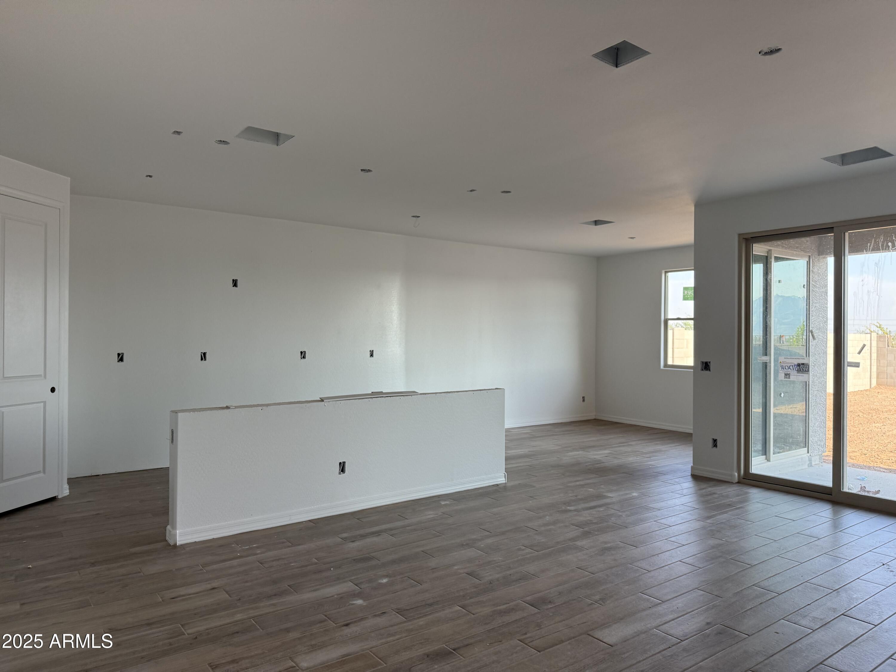 9523 W PARKWAY Drive