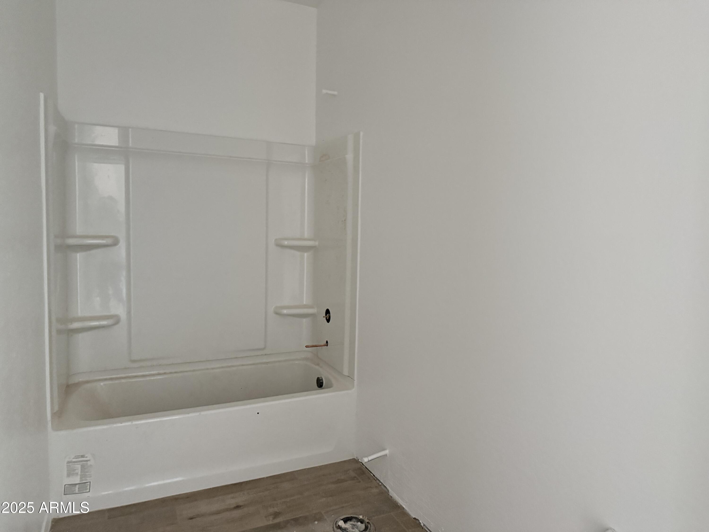 9523 W PARKWAY Drive