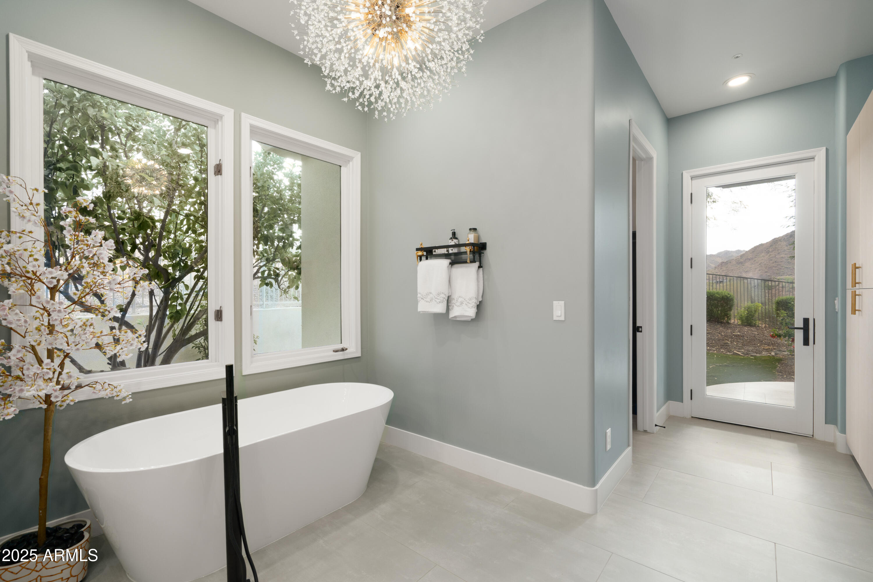 13610 N Sunflower Drive