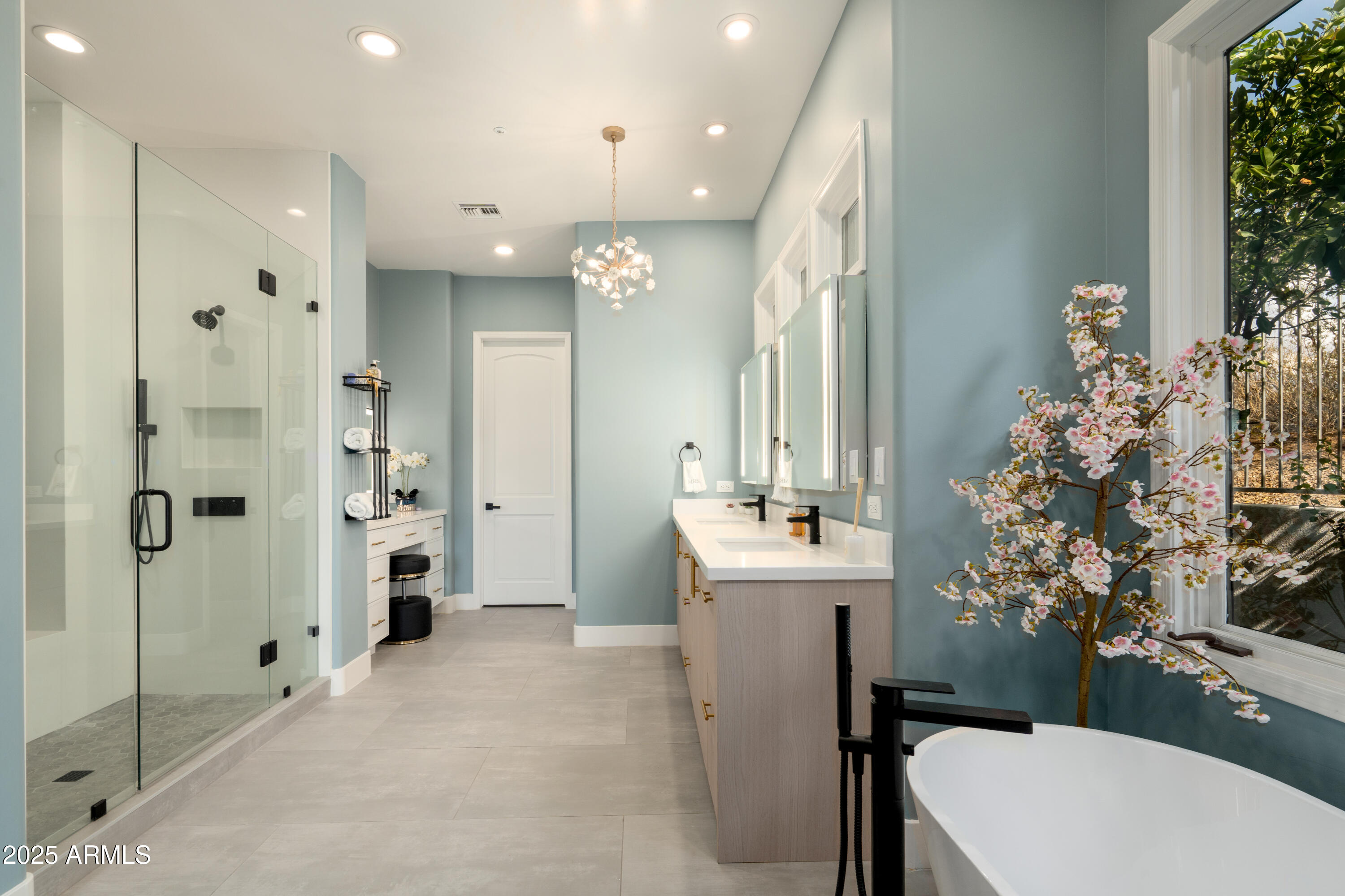 13610 N Sunflower Drive