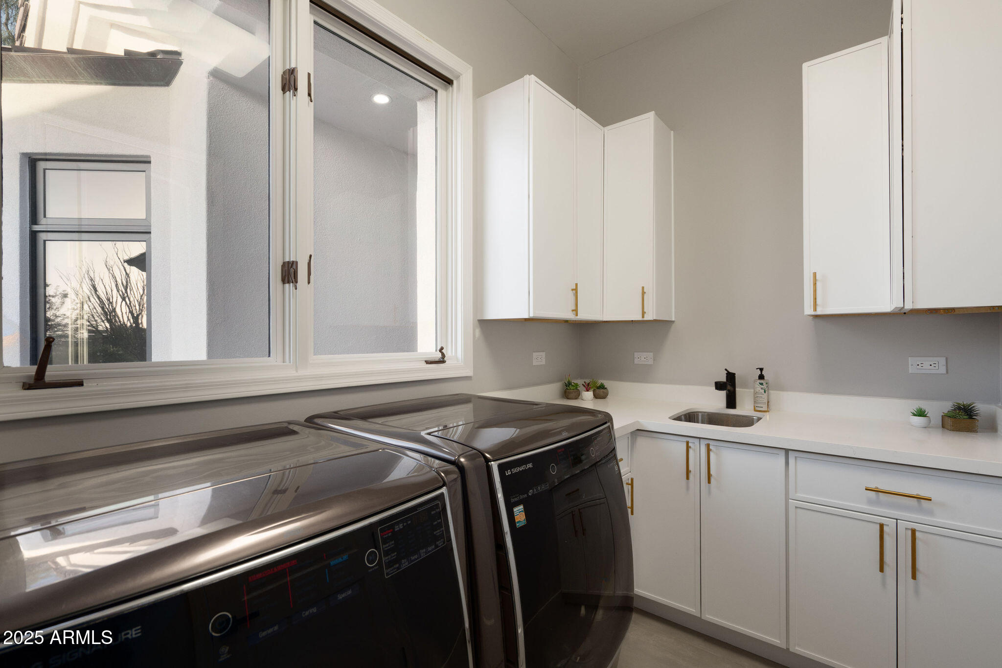 13610 N Sunflower Drive