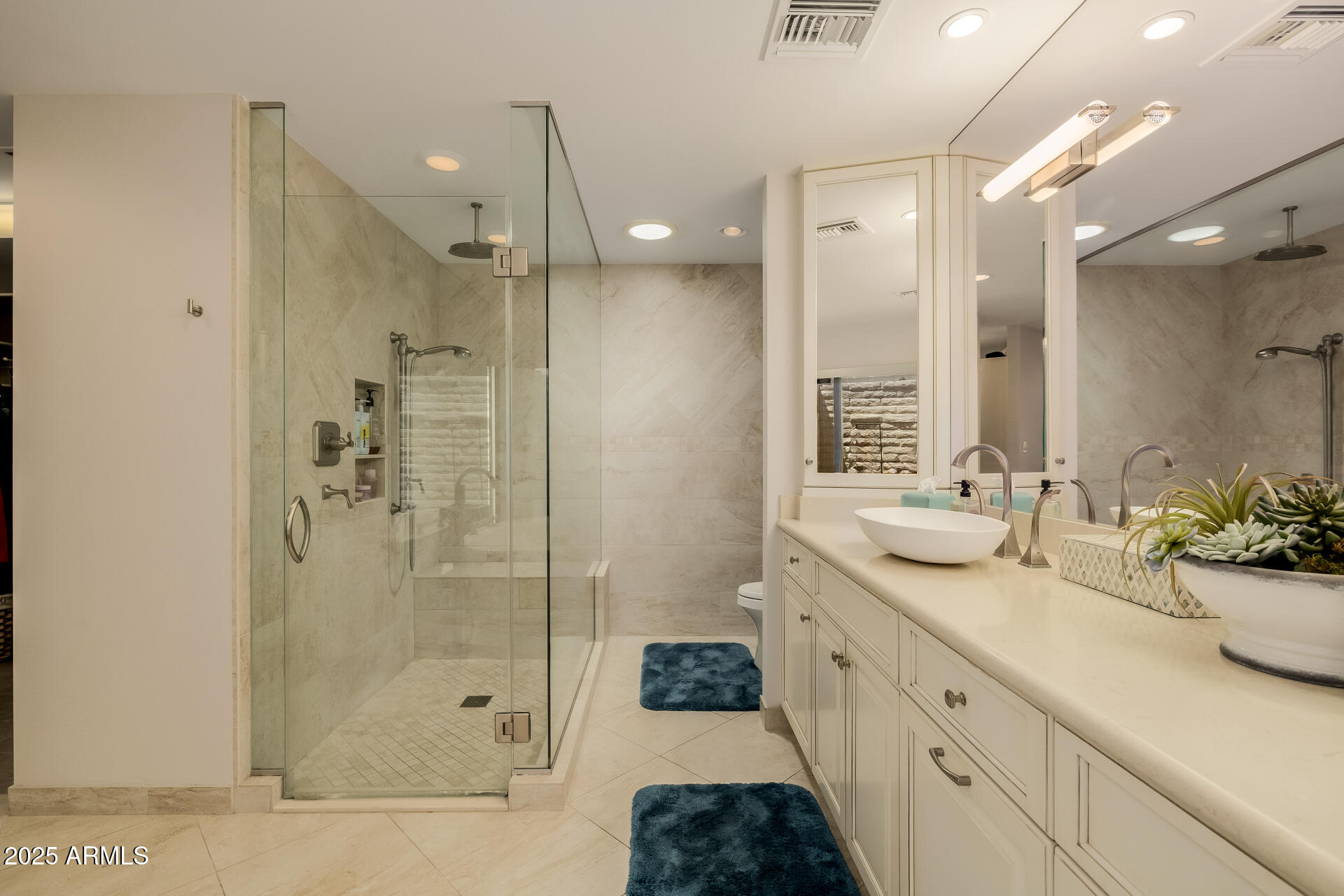 7322 E MCLELLAN Boulevard