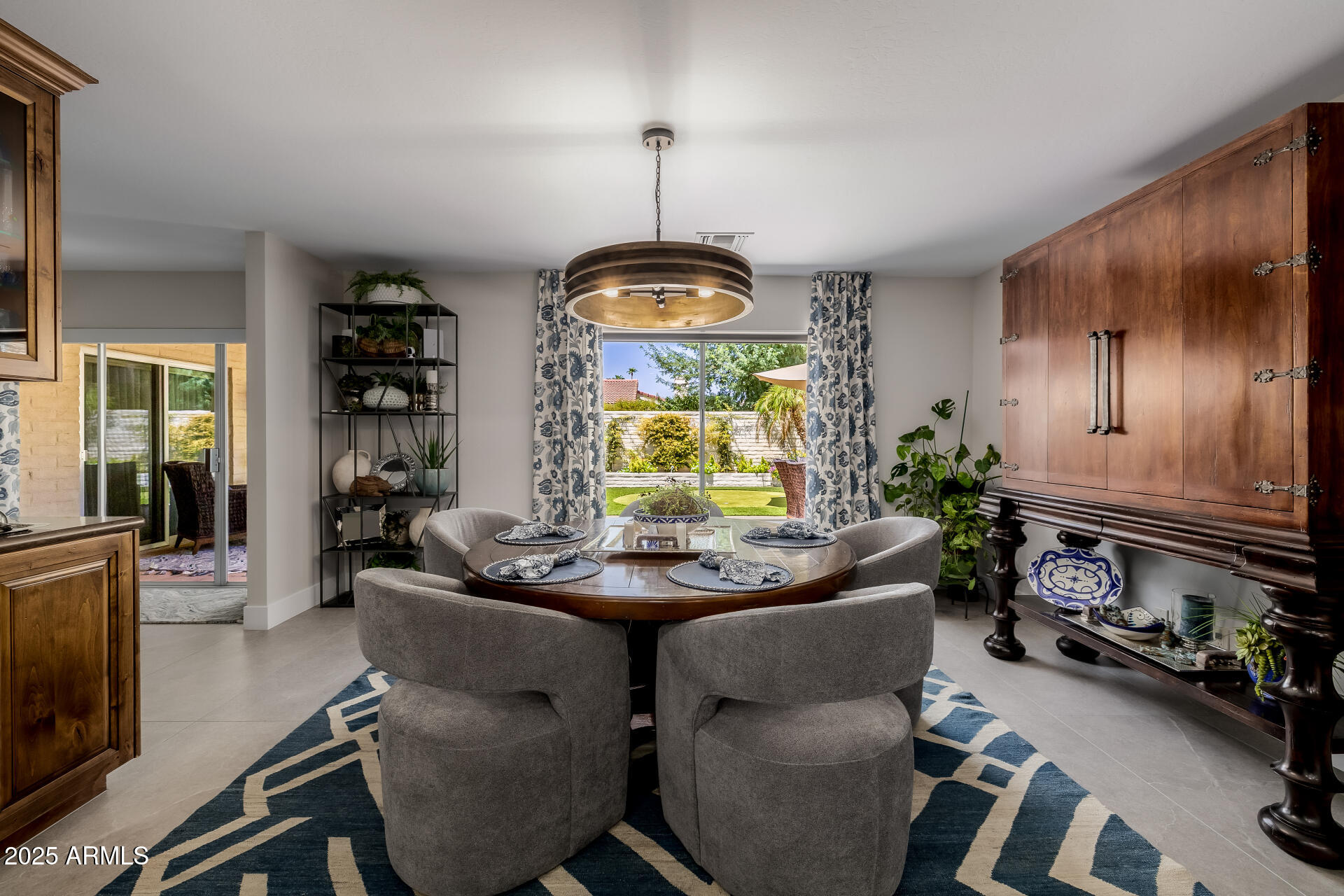 7322 E MCLELLAN Boulevard