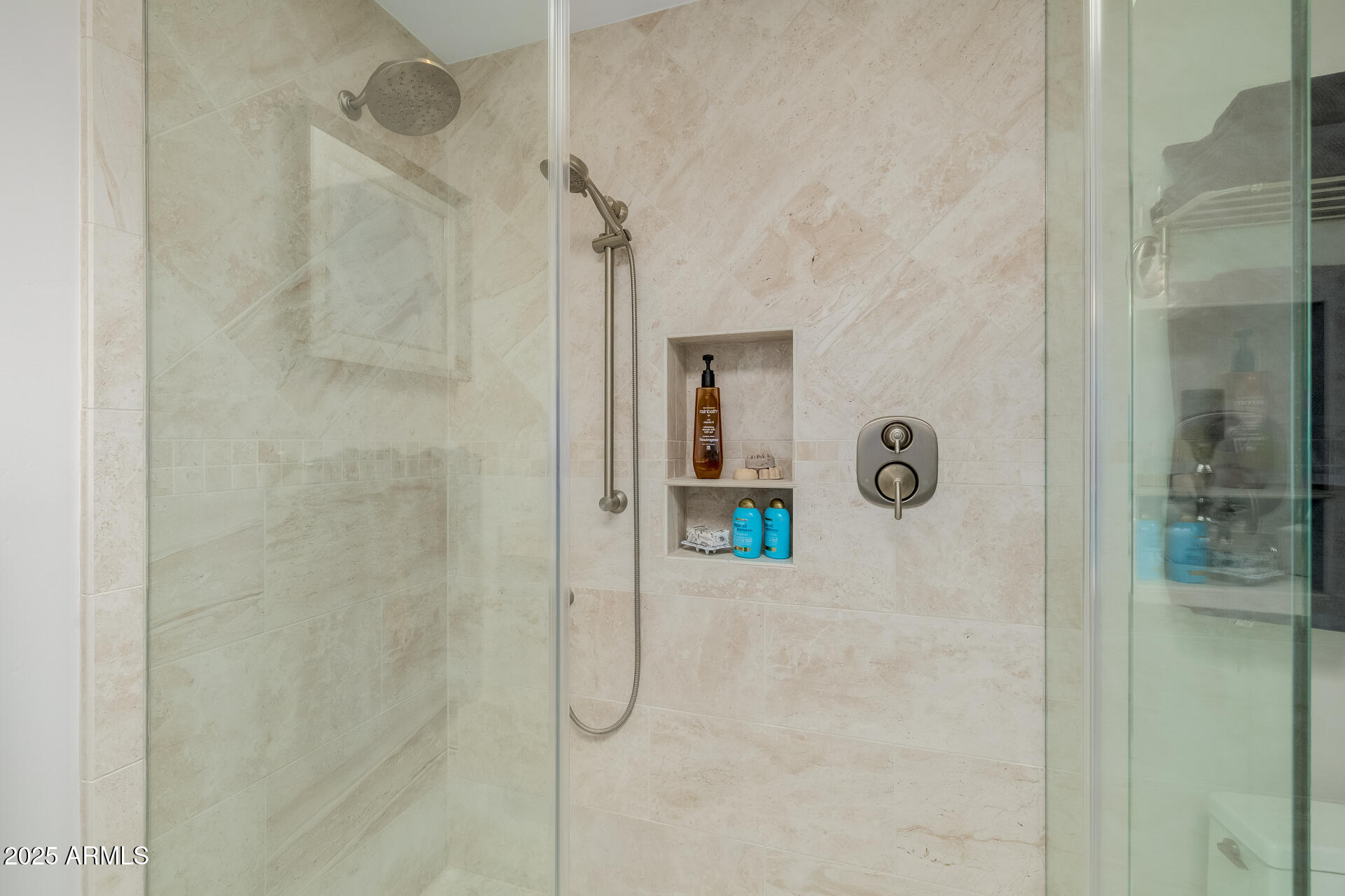 7322 E MCLELLAN Boulevard