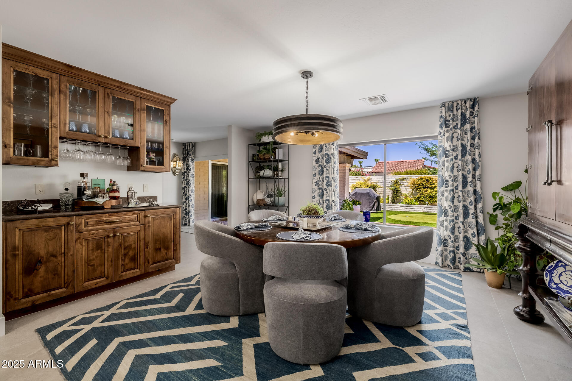 7322 E MCLELLAN Boulevard