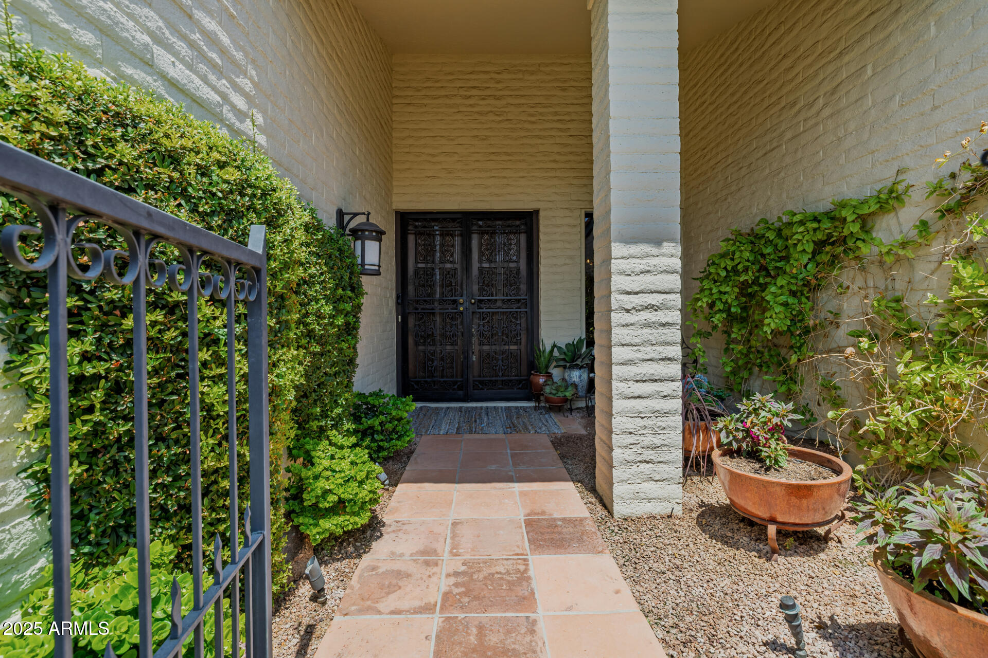 7322 E MCLELLAN Boulevard