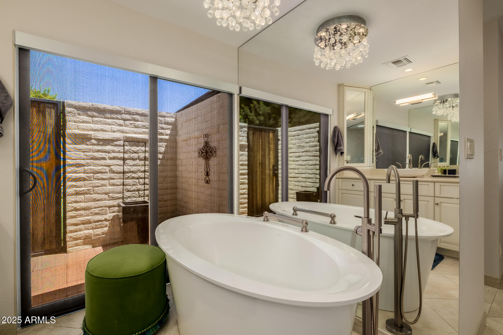 7322 E MCLELLAN Boulevard