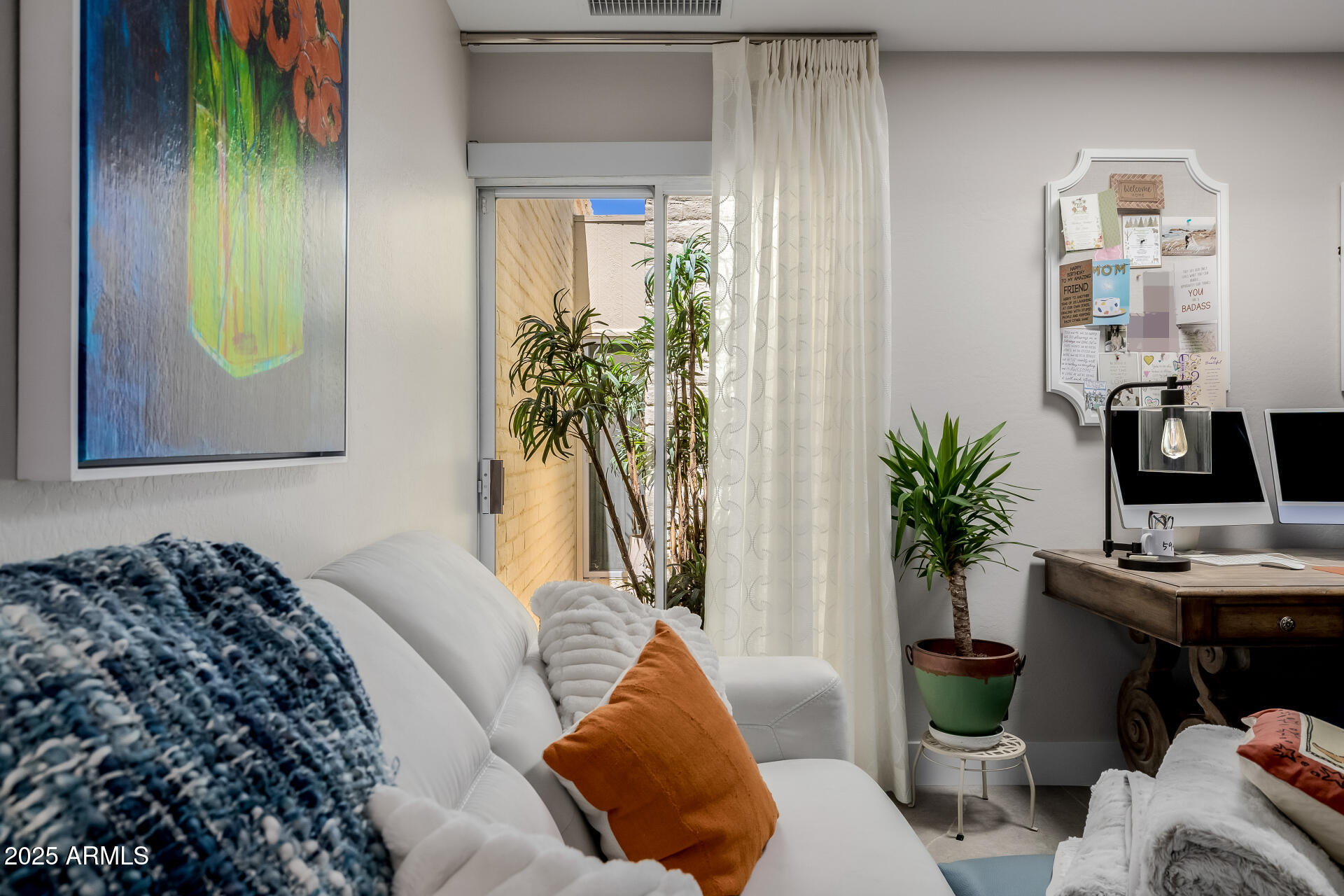 7322 E MCLELLAN Boulevard