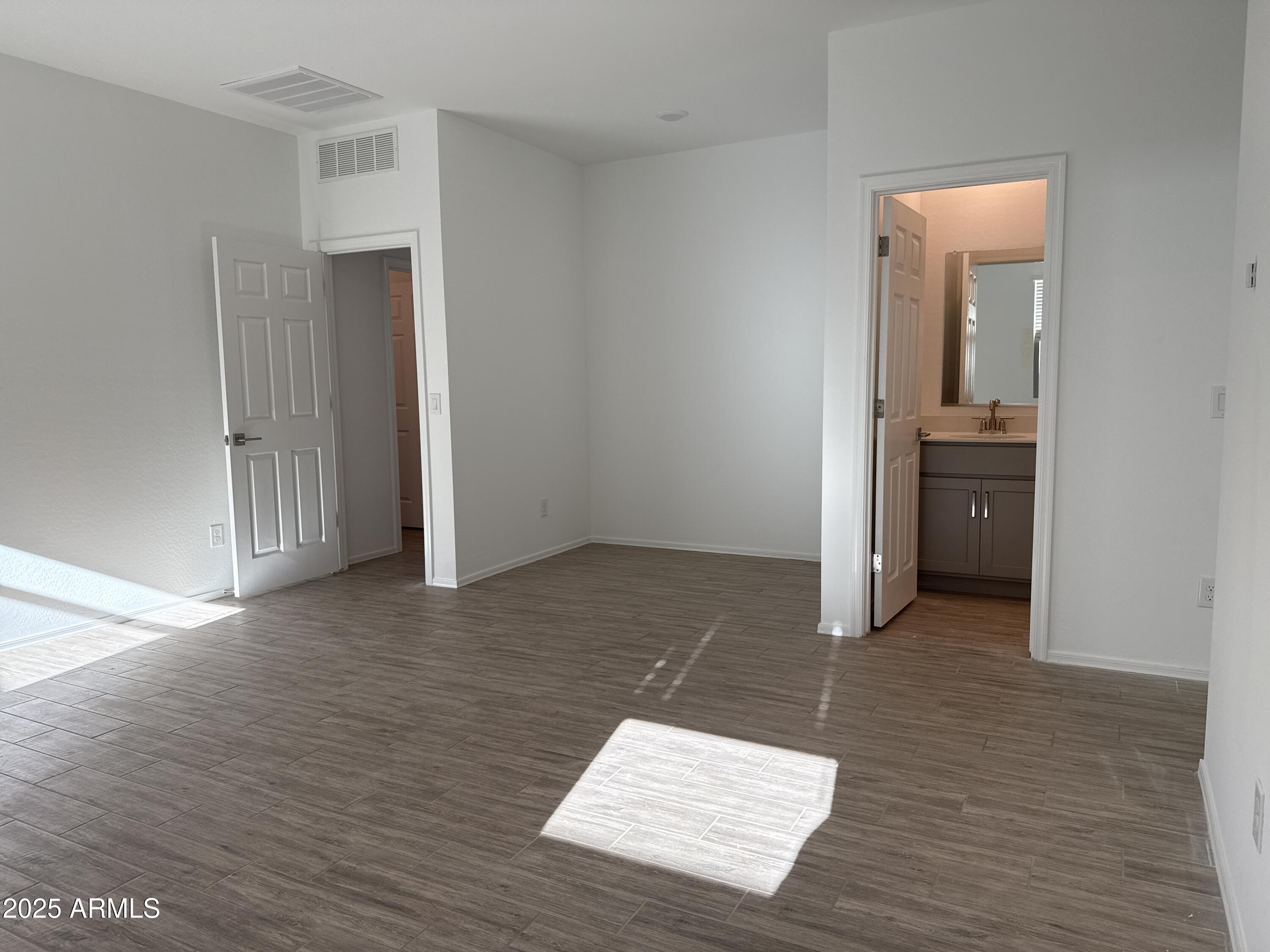 24137 W BOWKER Street