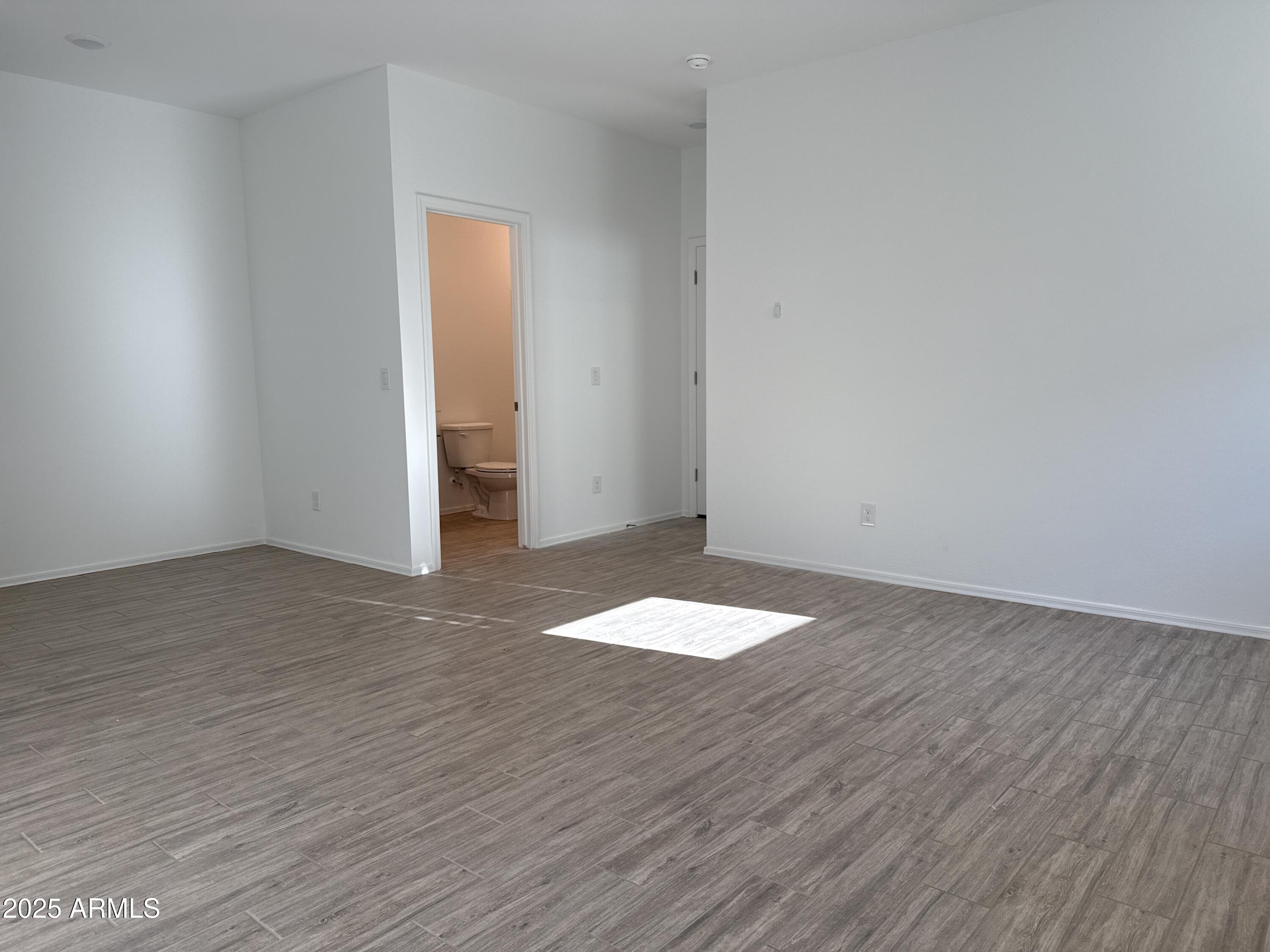 24137 W BOWKER Street