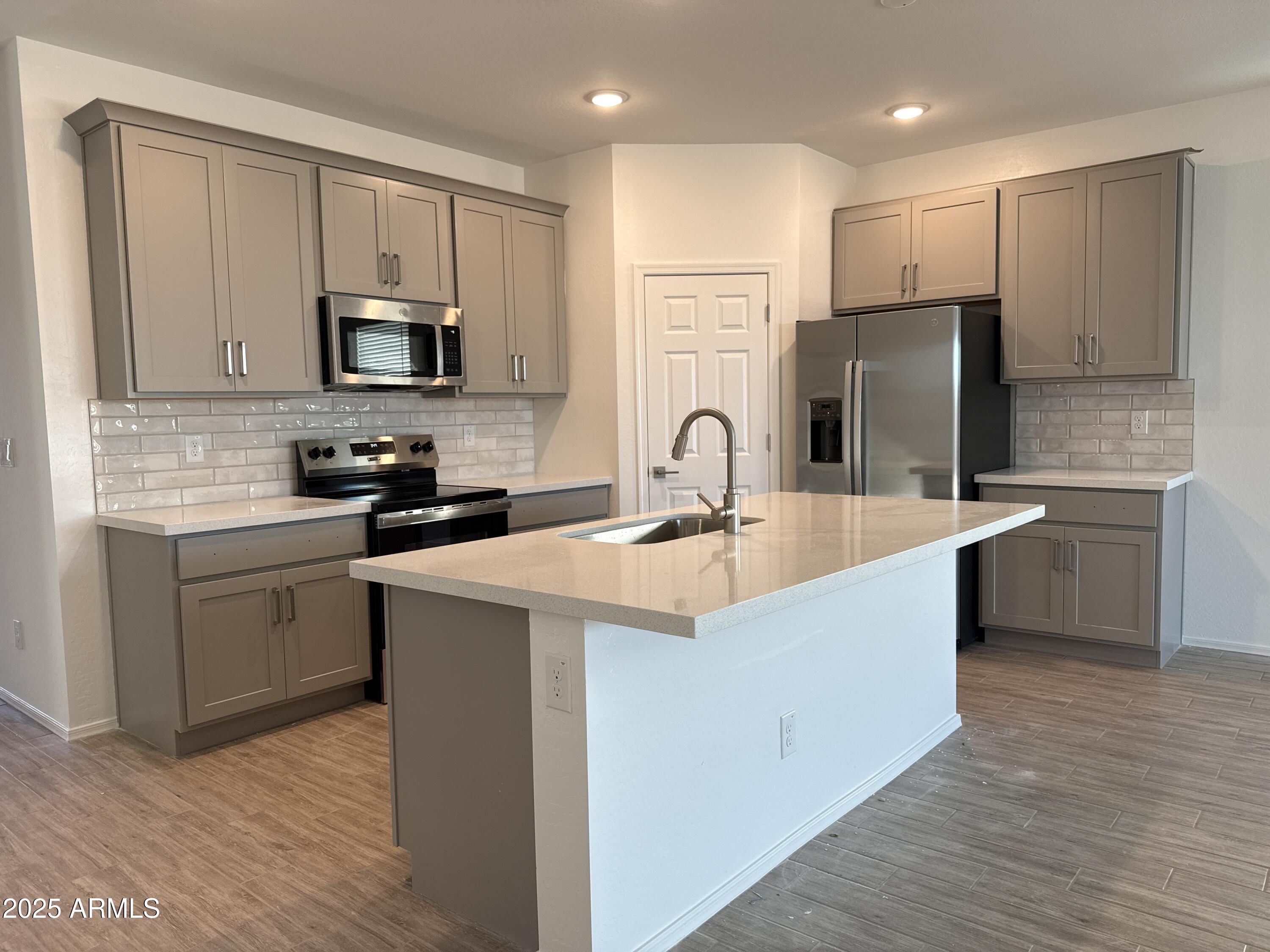 24137 W BOWKER Street