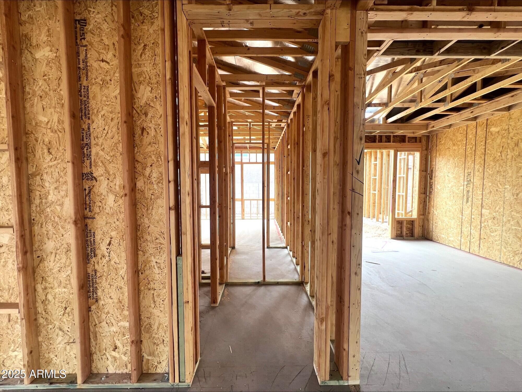 22949 E TWIN ACRES Drive