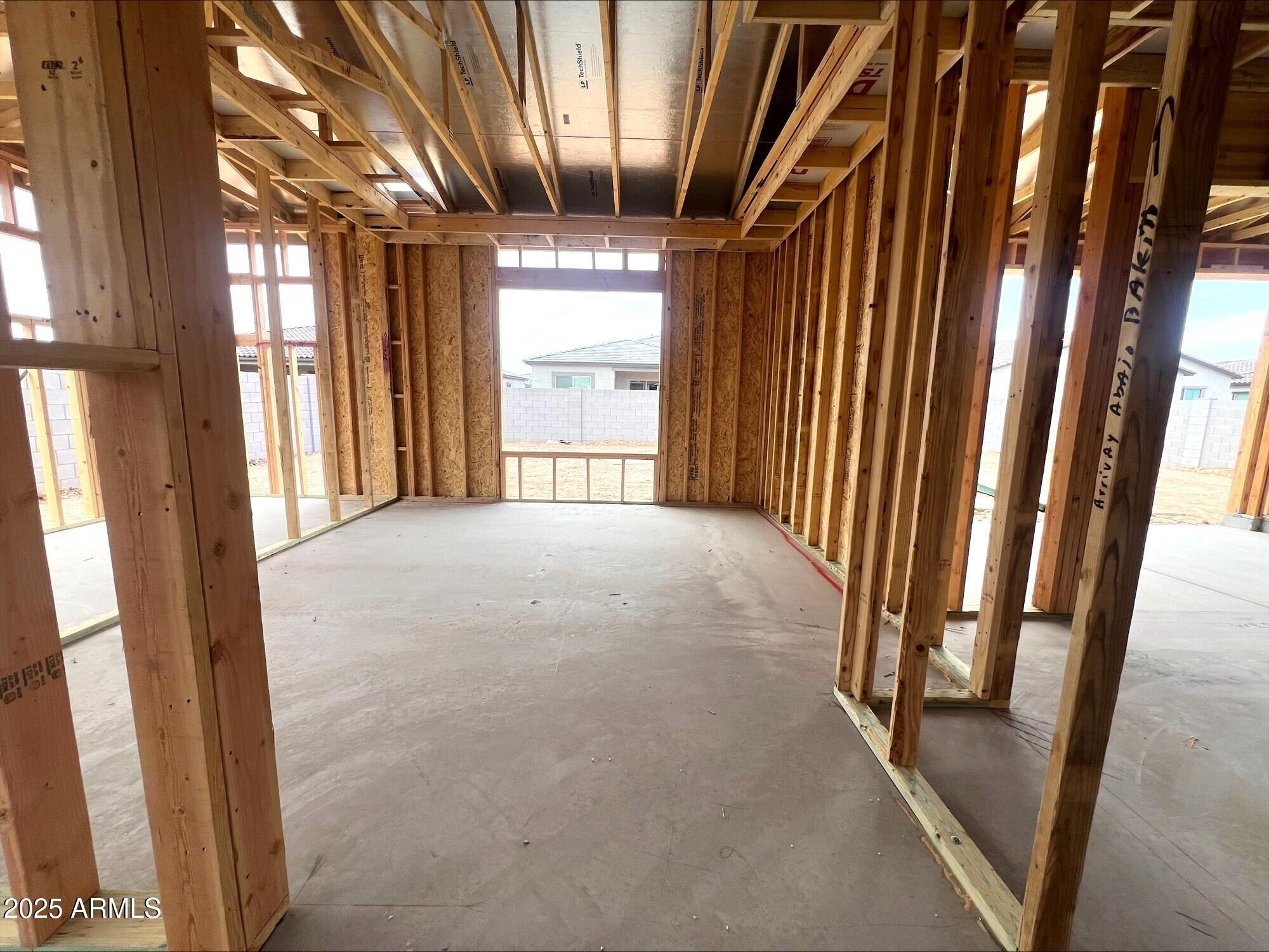 22949 E TWIN ACRES Drive