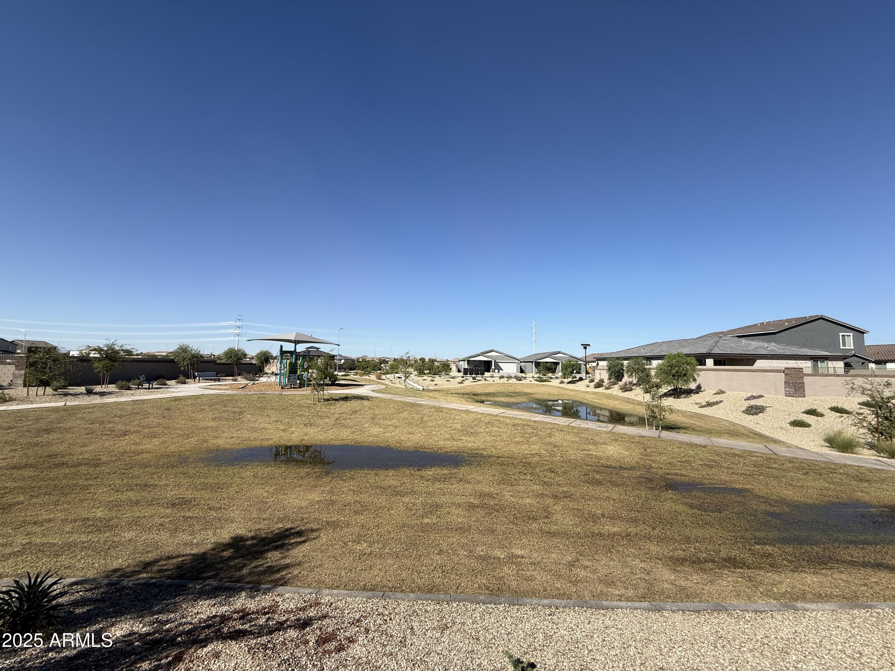 9628 W TAMARISK Avenue