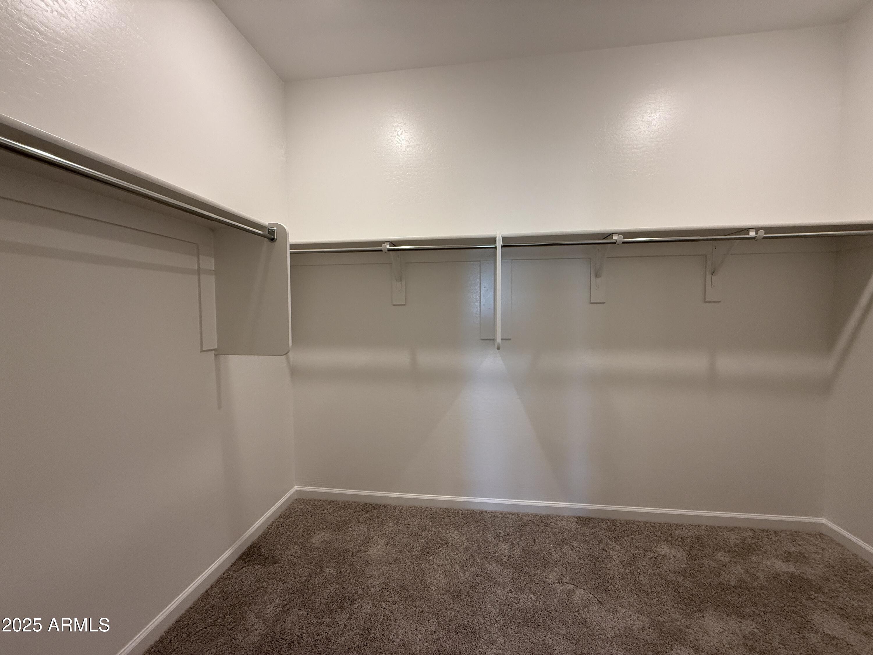 9628 W TAMARISK Avenue