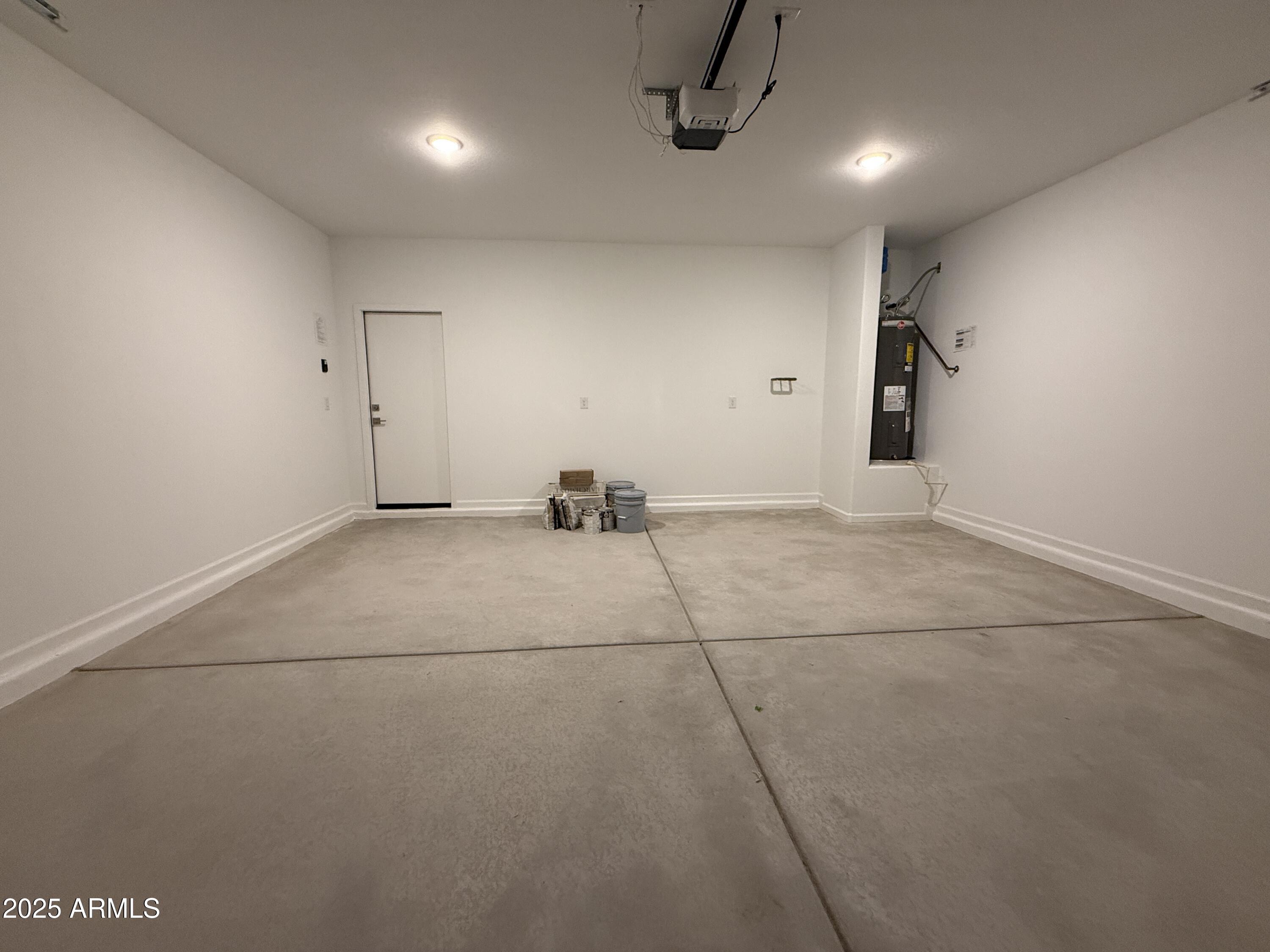 9628 W TAMARISK Avenue