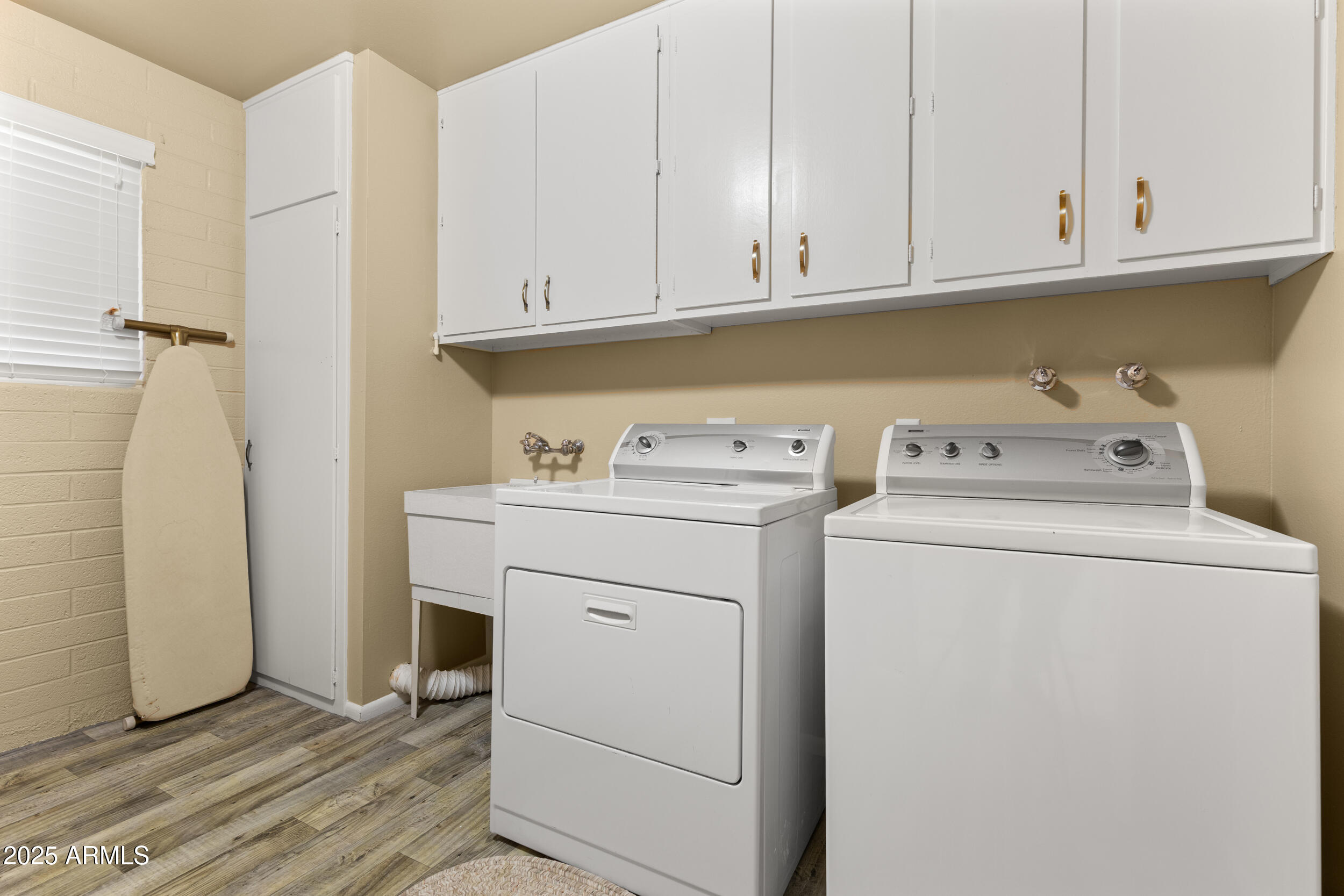 10425 W ROUNDELAY Circle