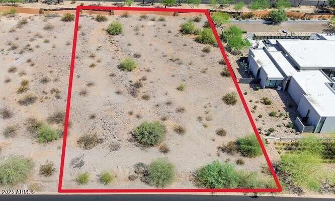 3308 E Stella Lane, 5