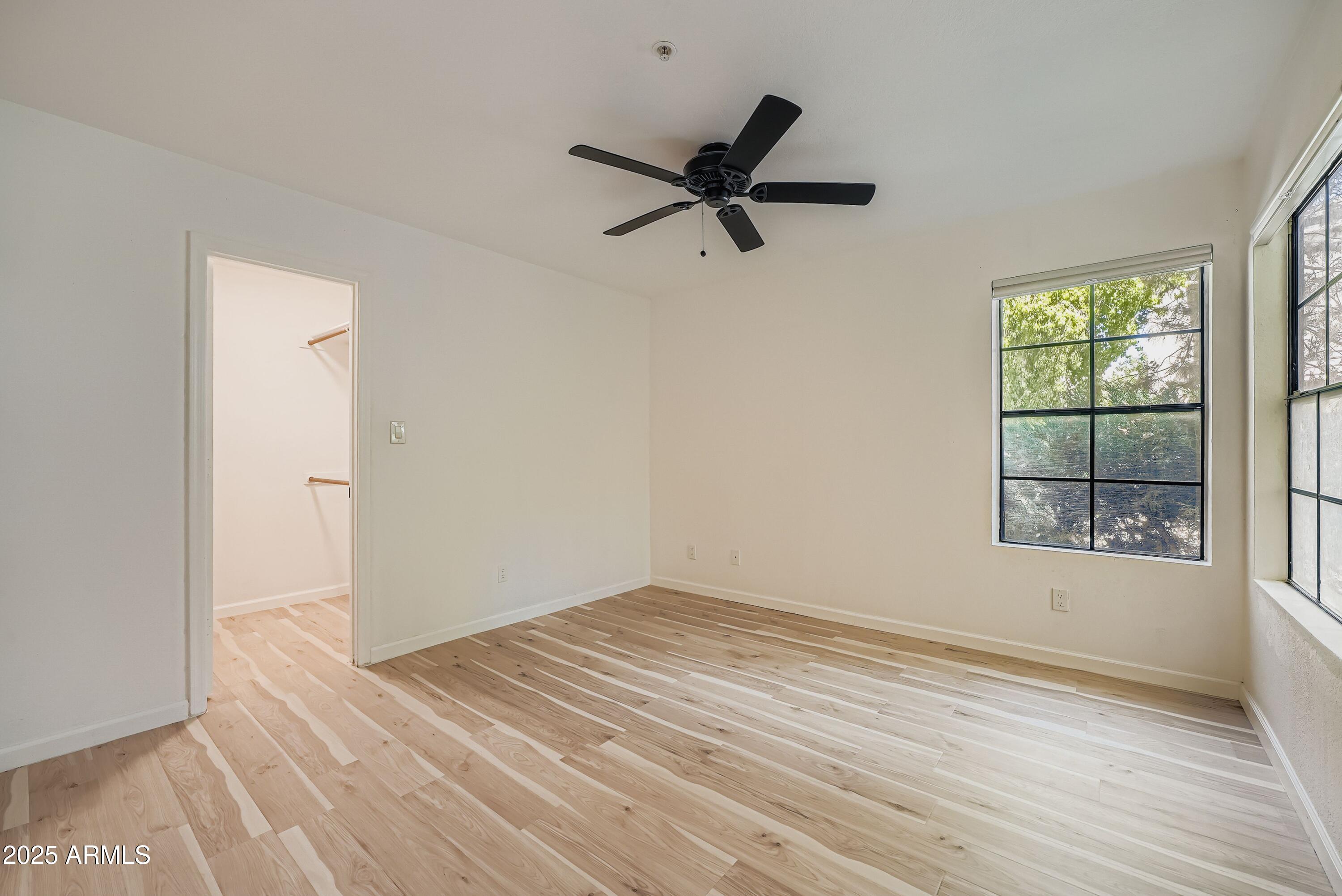 6885 E COCHISE Road, 105