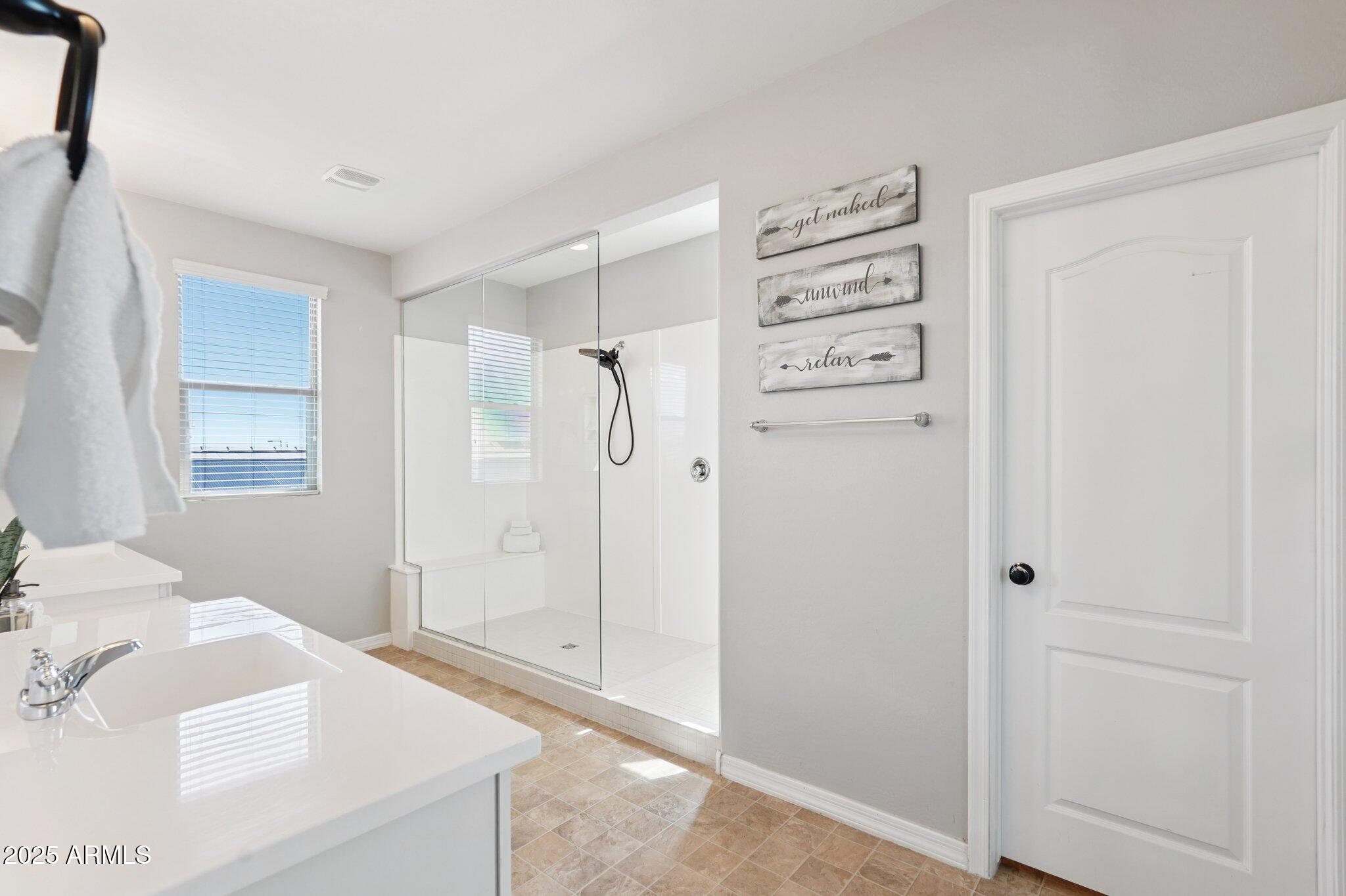 19797 W MONROE Street