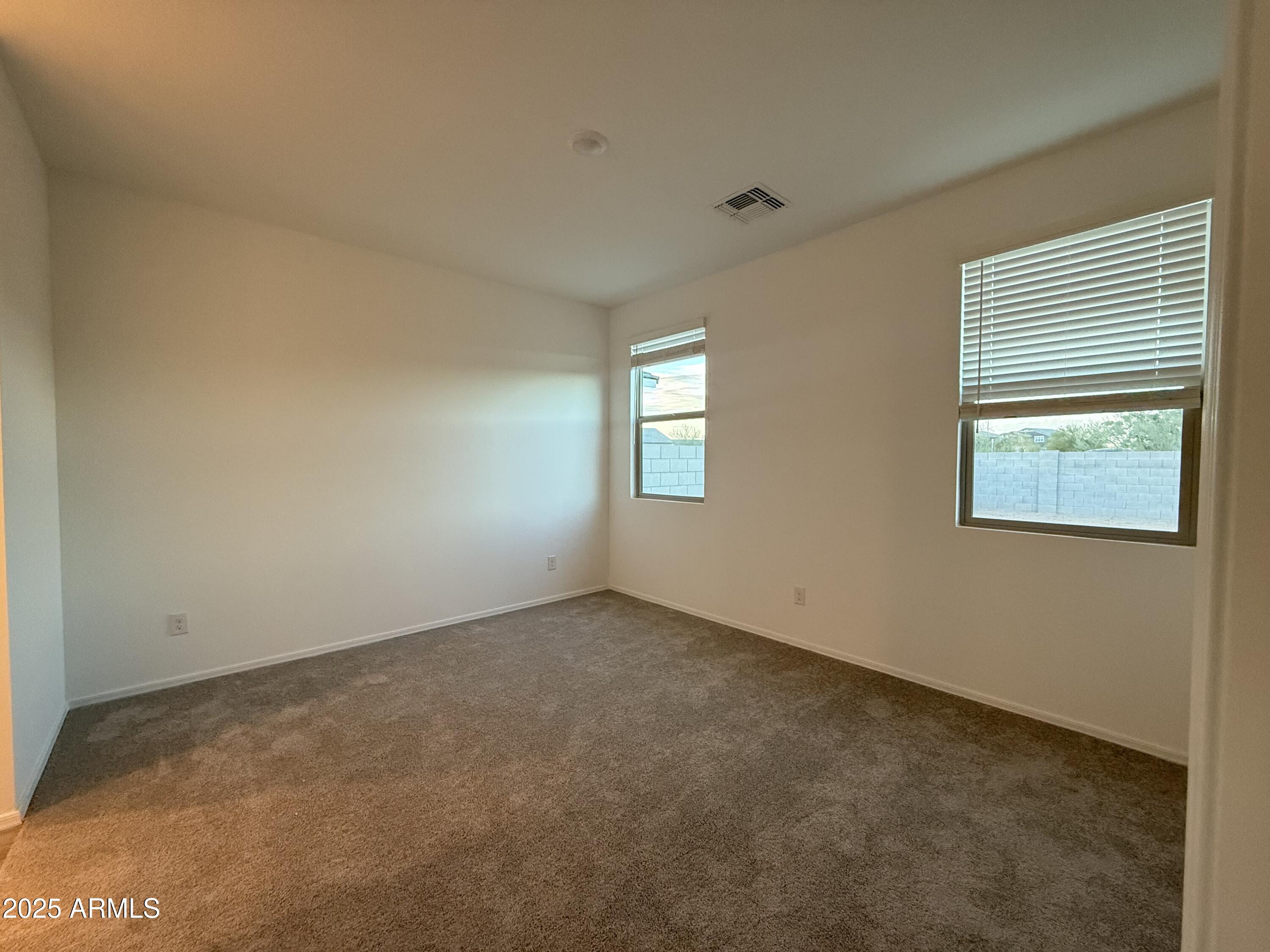 24160 W BOWKER Street