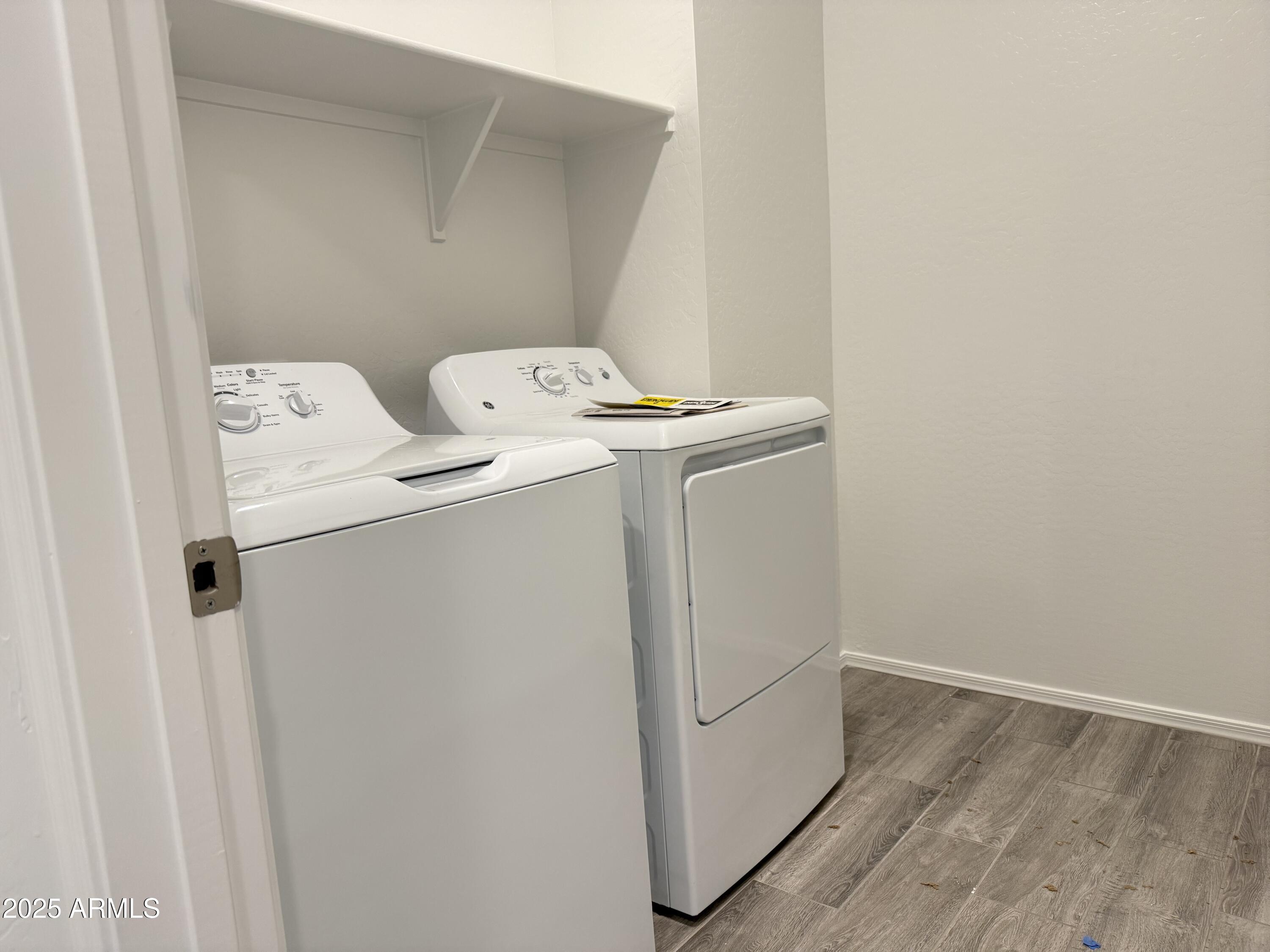 24160 W BOWKER Street