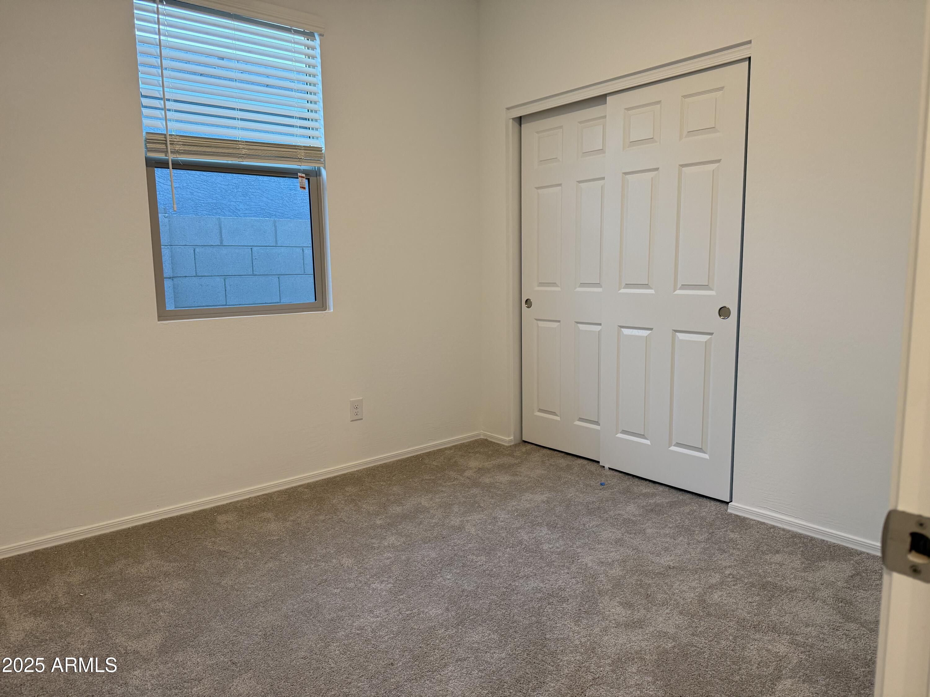 24160 W BOWKER Street