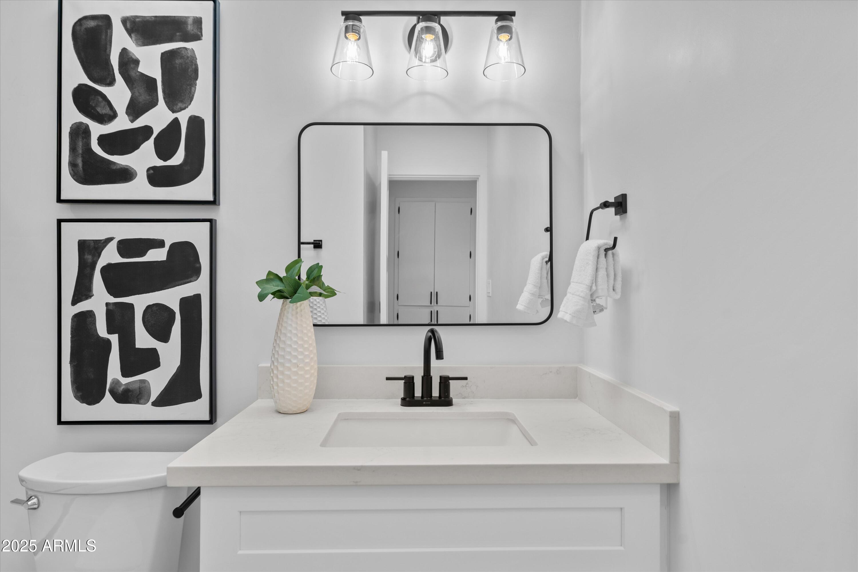 8732 E Arlington Road