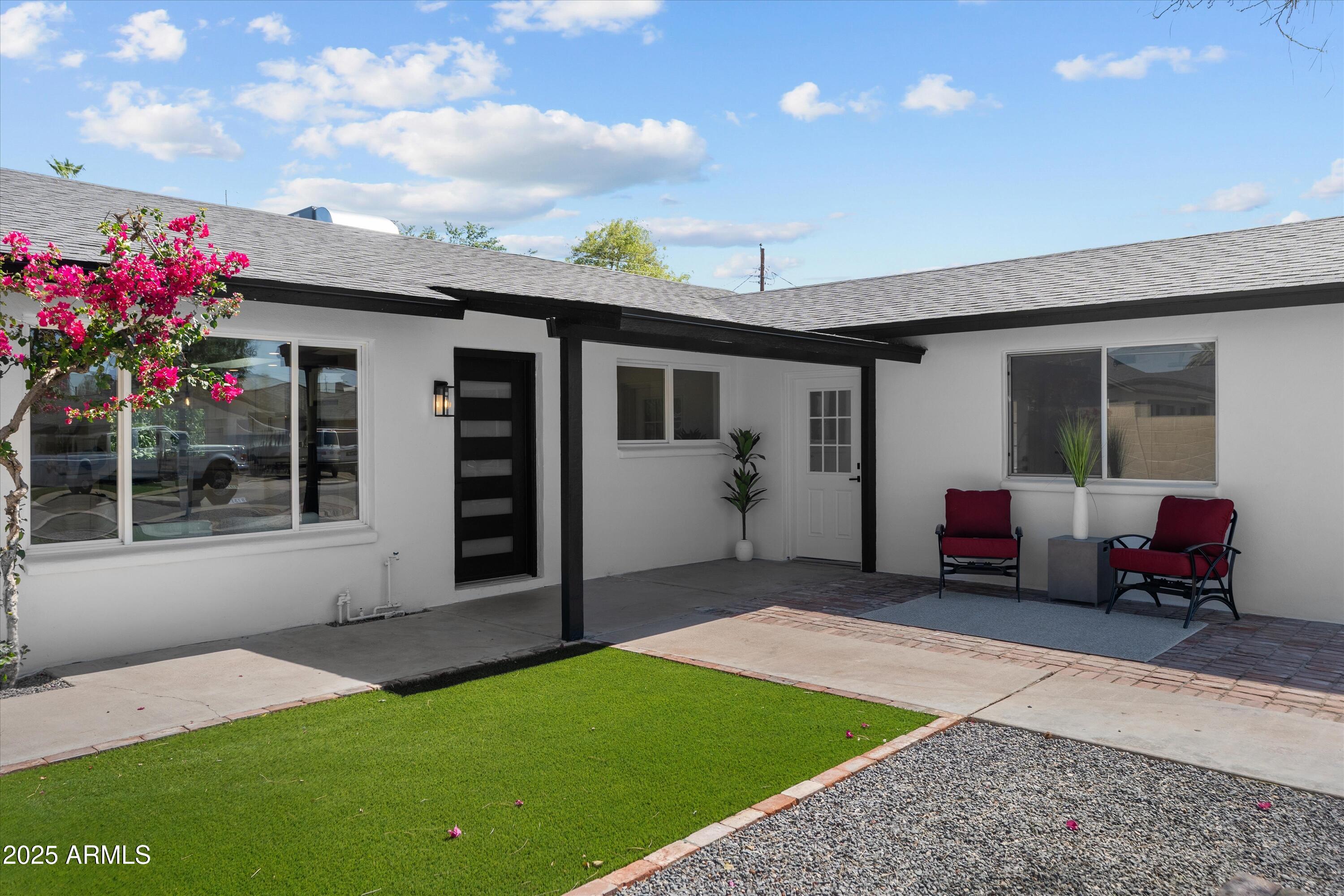 8732 E Arlington Road