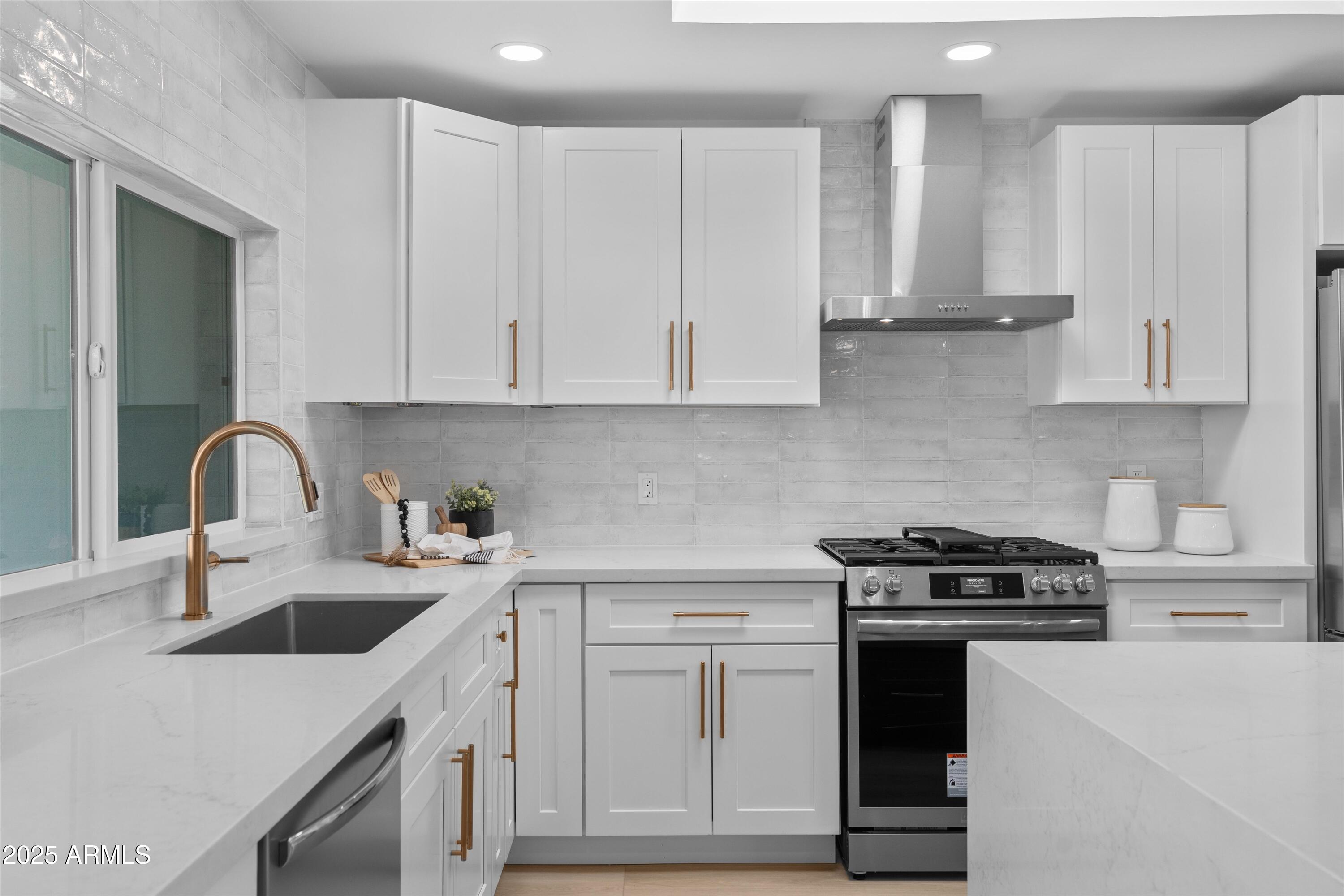 8732 E Arlington Road