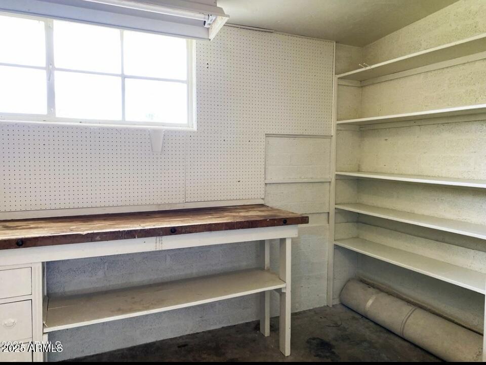 4721 E CLARENDON Avenue