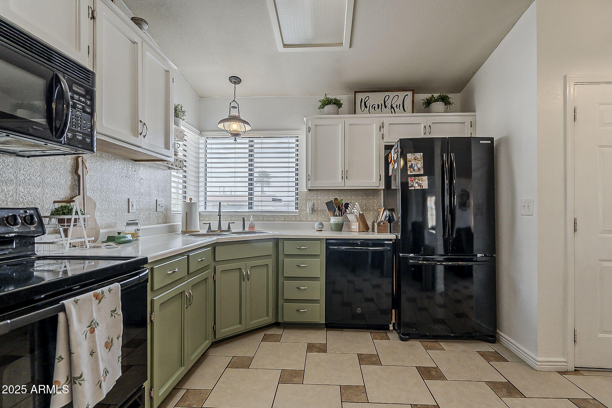 6330 E EVERGREEN Street