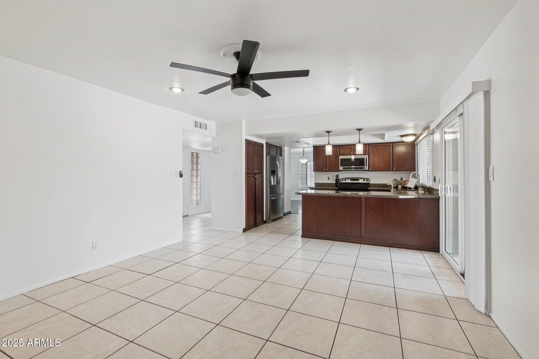 1261 W KILAREA Avenue